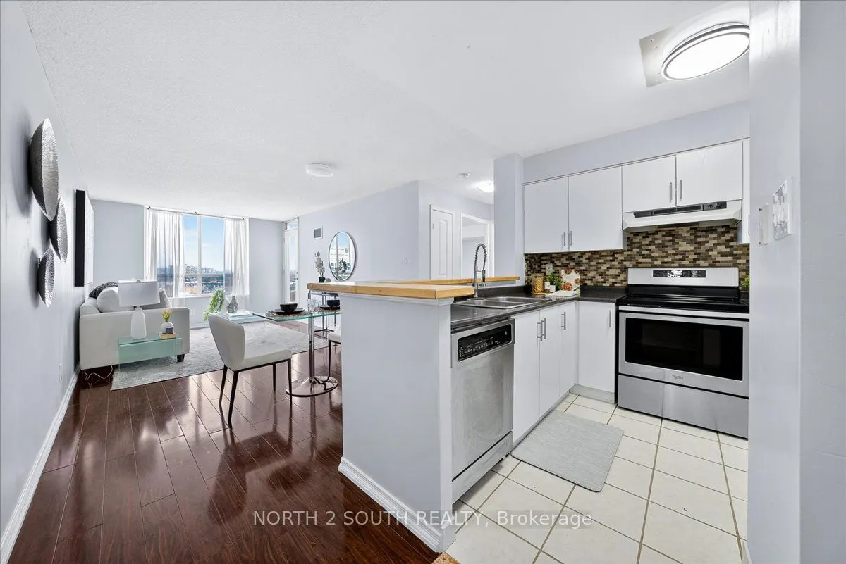 29 Northern Hts Drive, #916