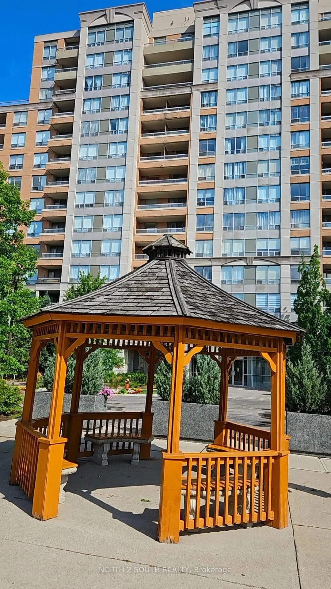 29 Northern Hts Drive, #916