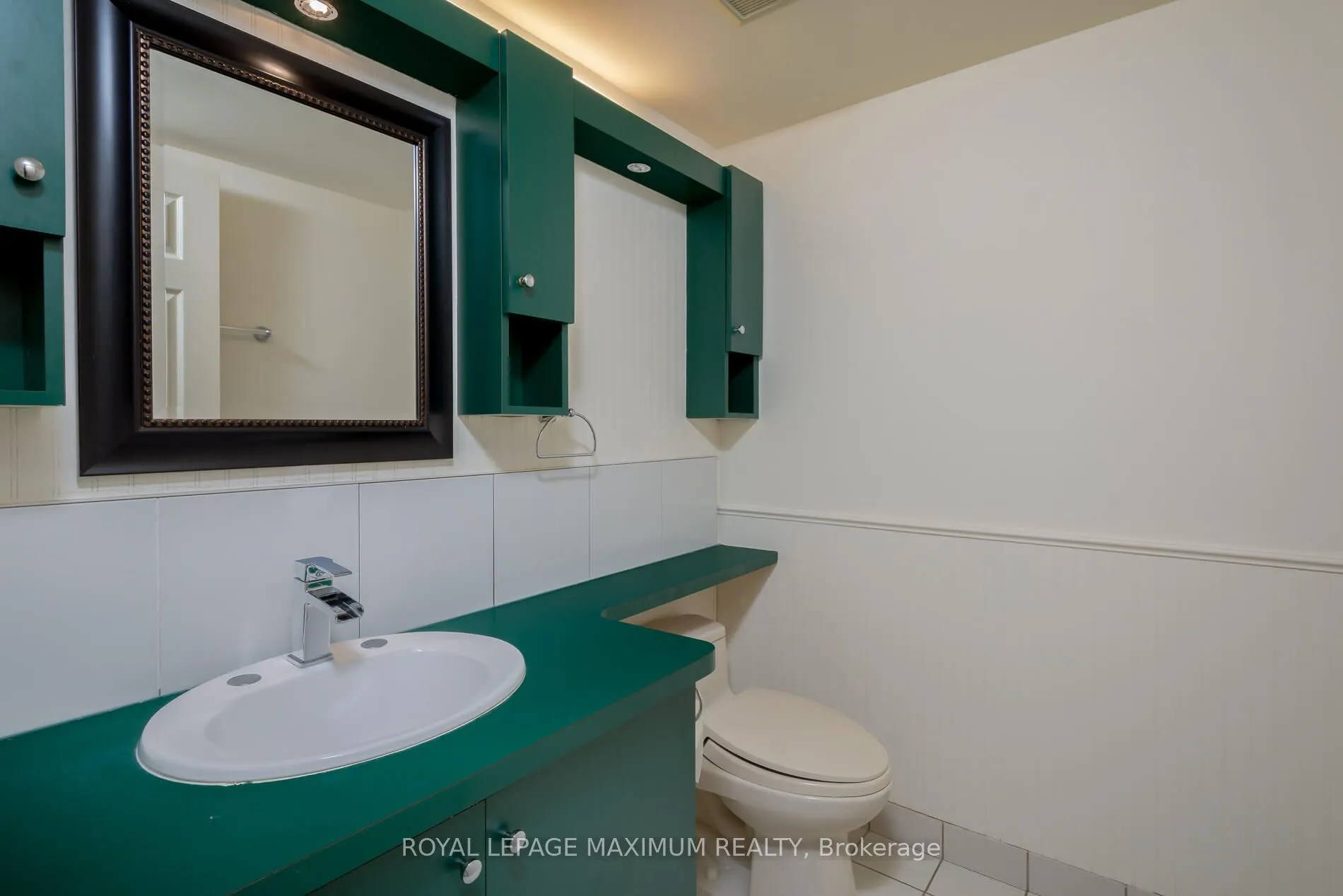 20 Harding Boulevard W, #308