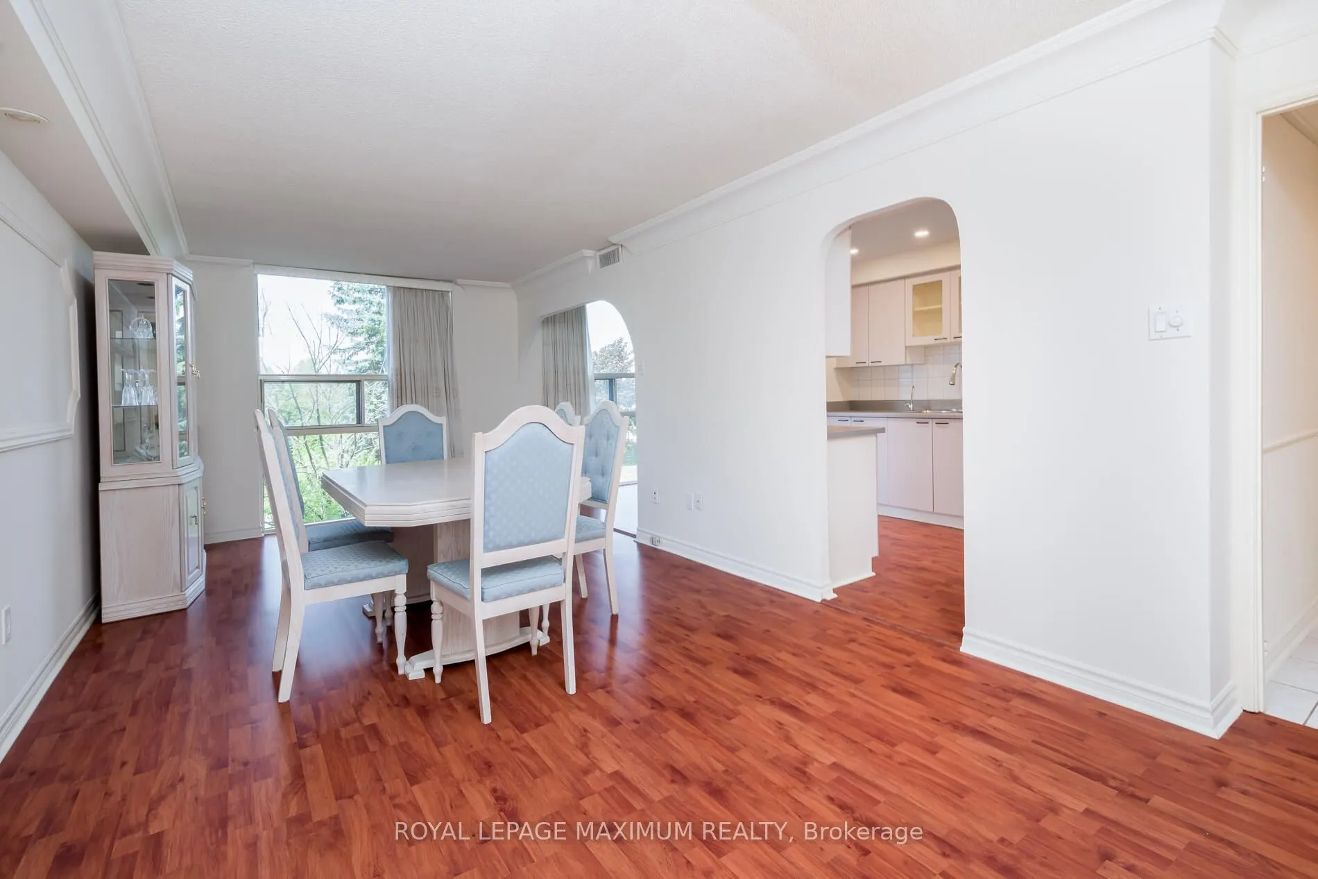 20 Harding Boulevard W, #308