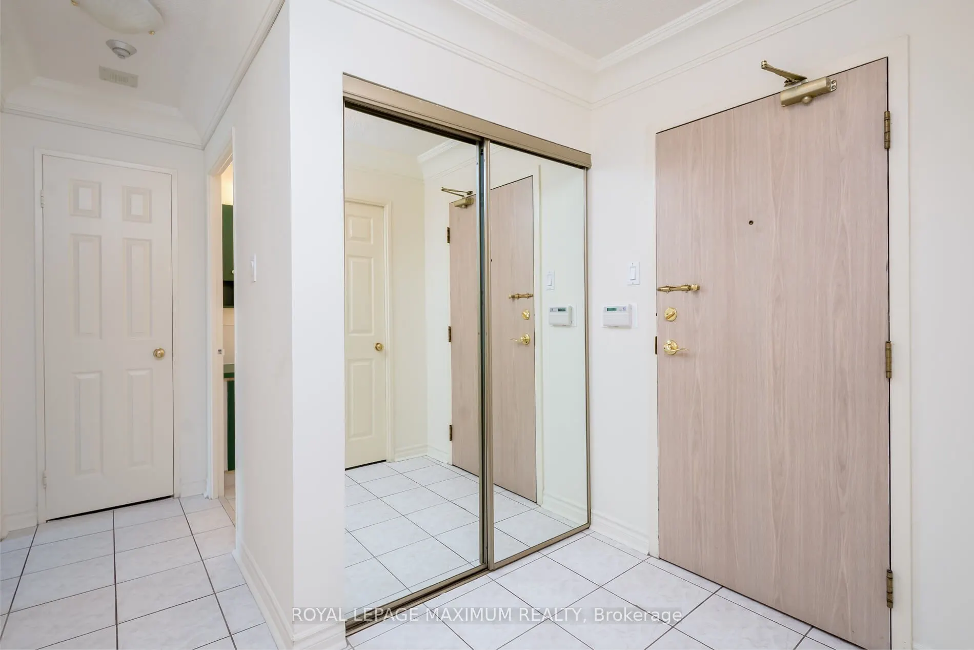 20 Harding Boulevard W, #308