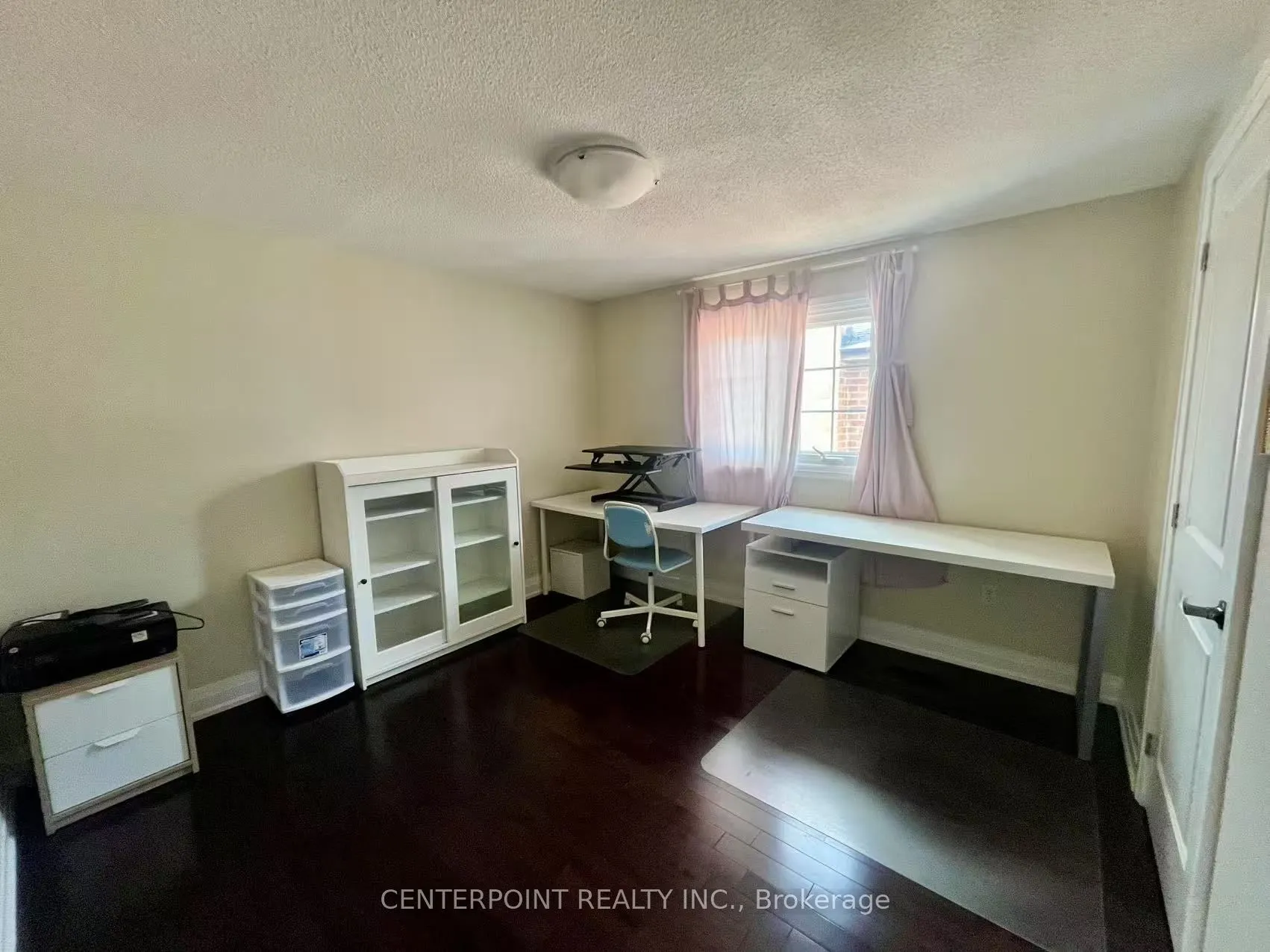 212 Tall Grass Trail