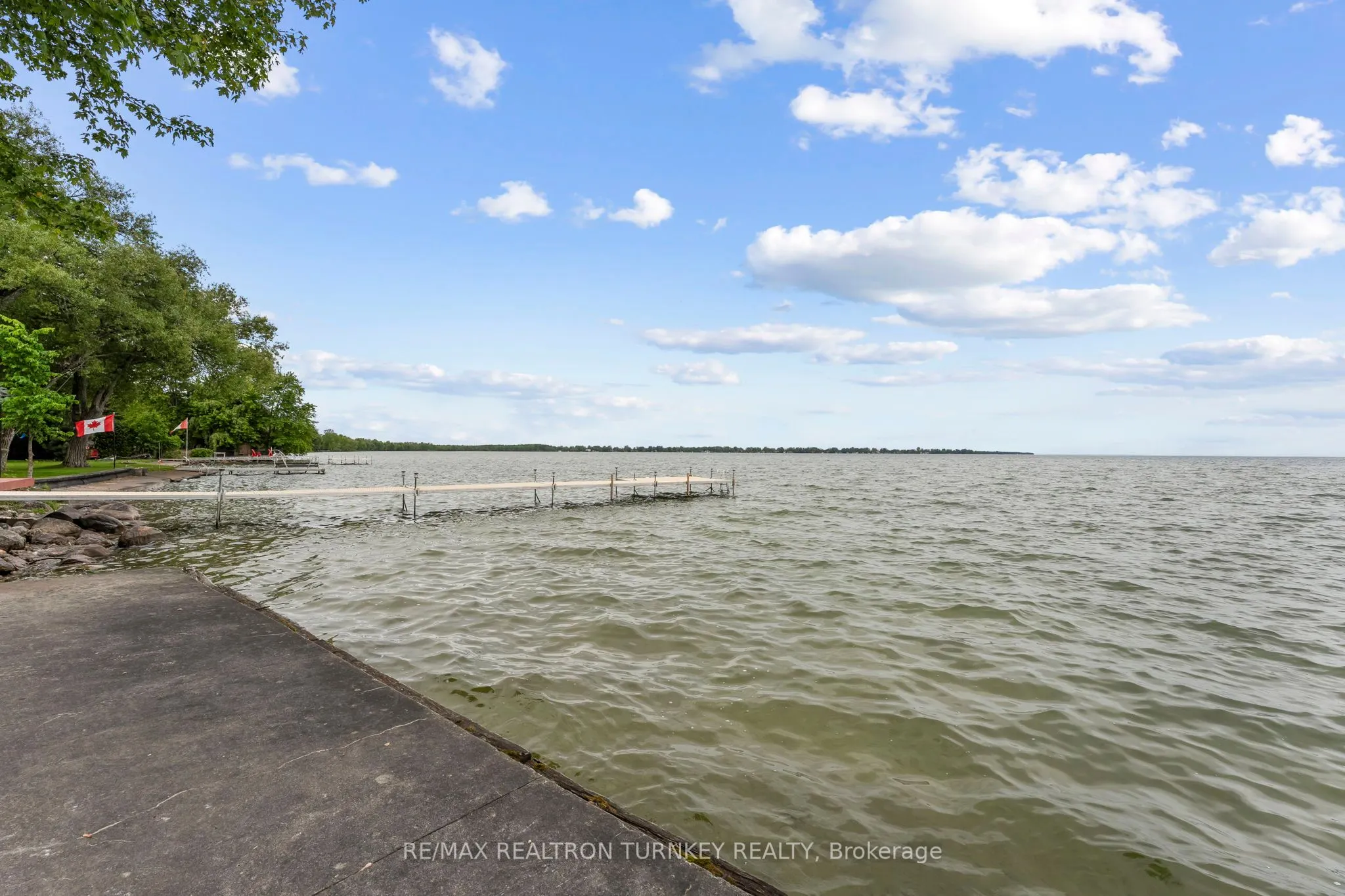 156 Holmes Point Road