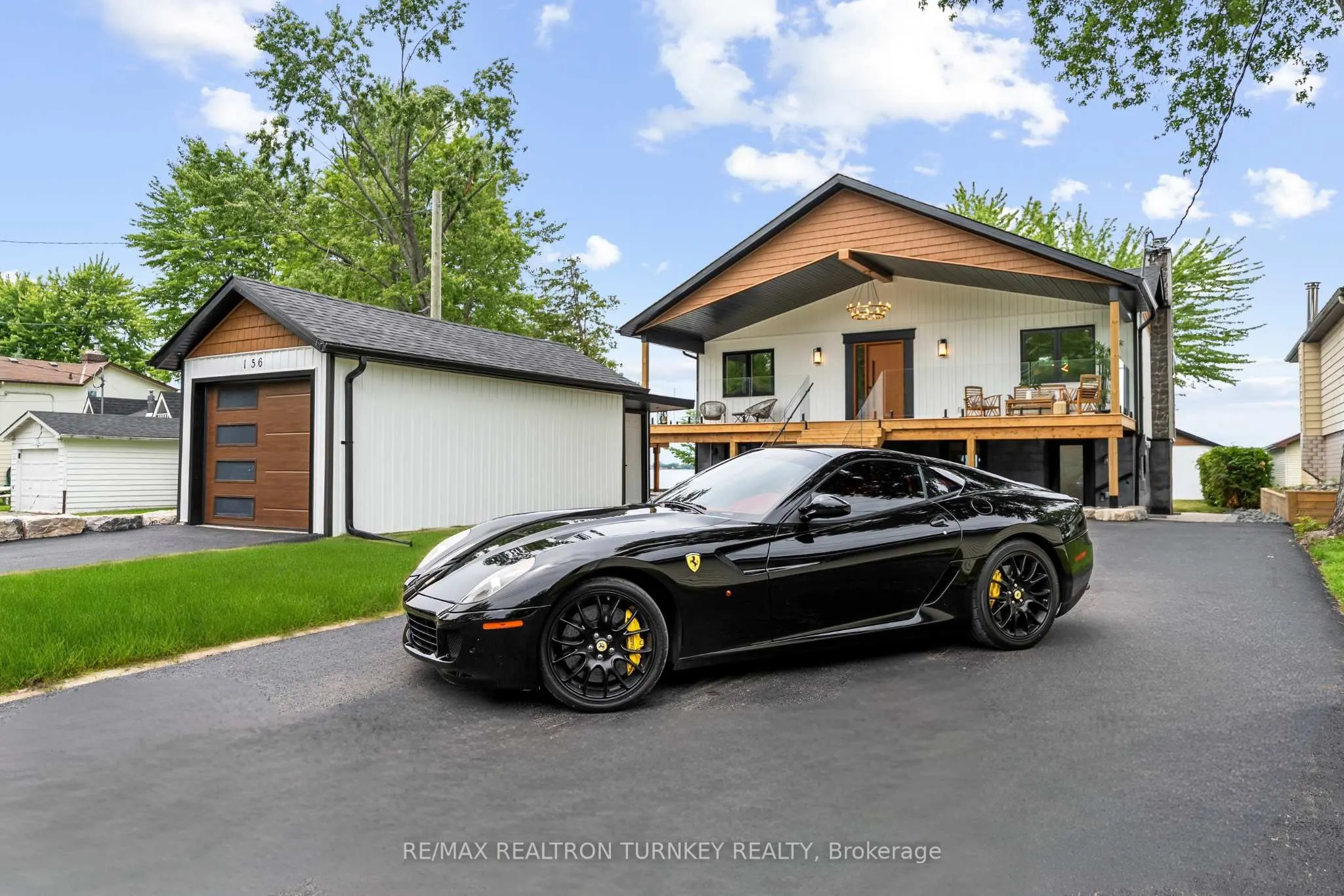 156 Holmes Point Road