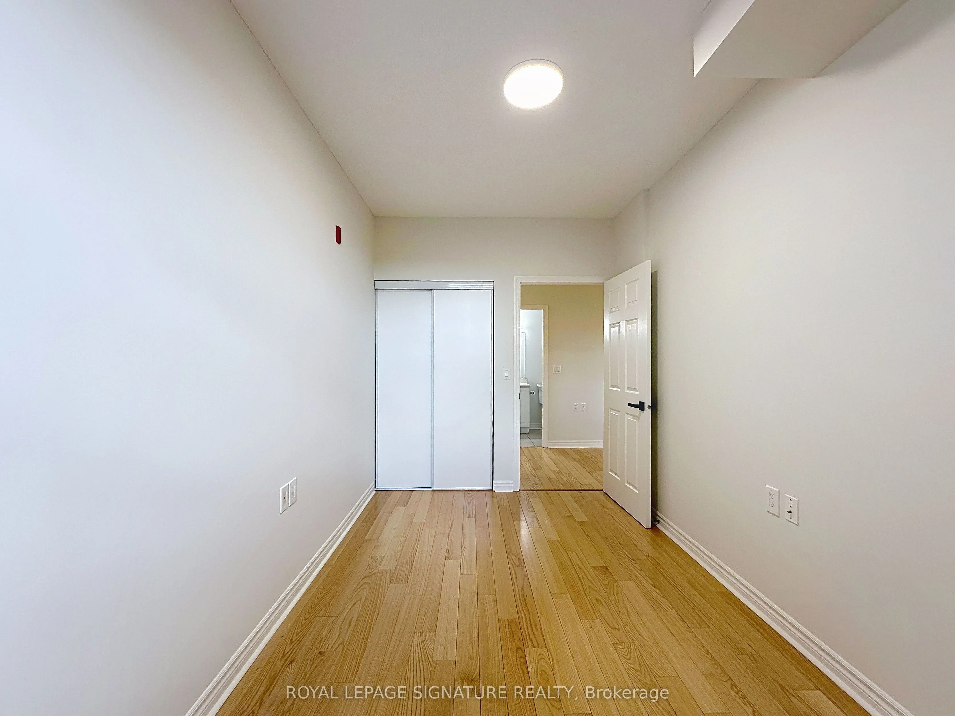15450 Yonge Street, #210