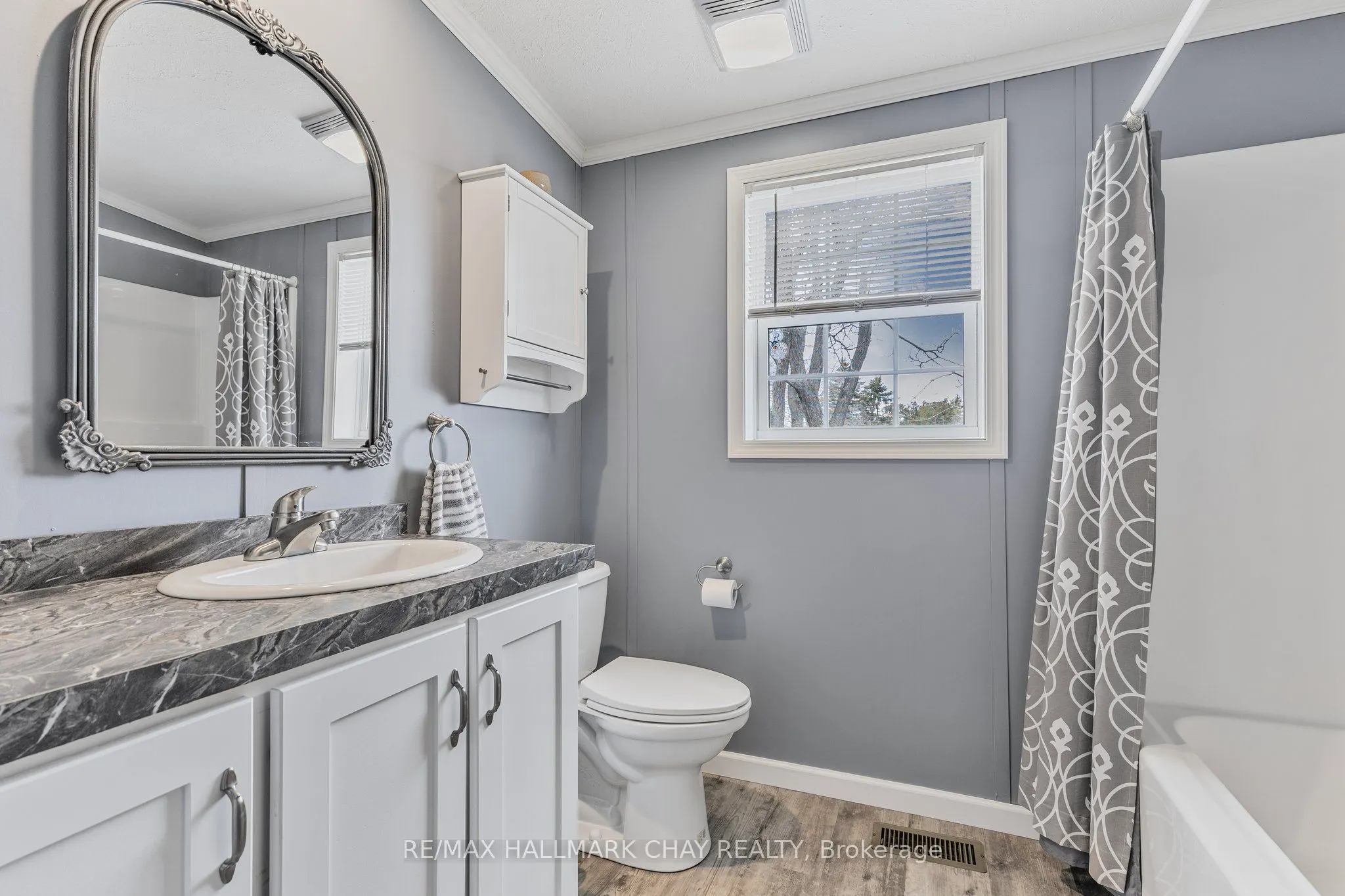 16 Comforts Cove