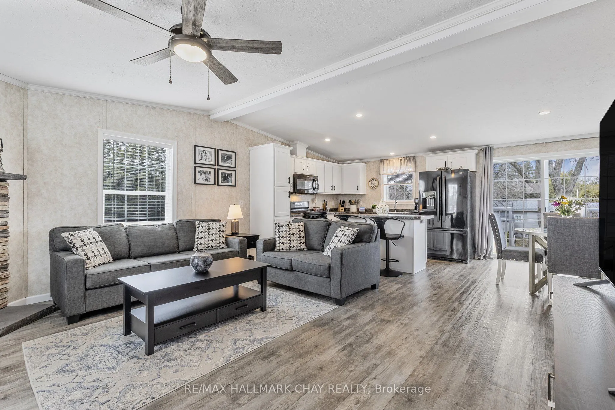 16 Comforts Cove