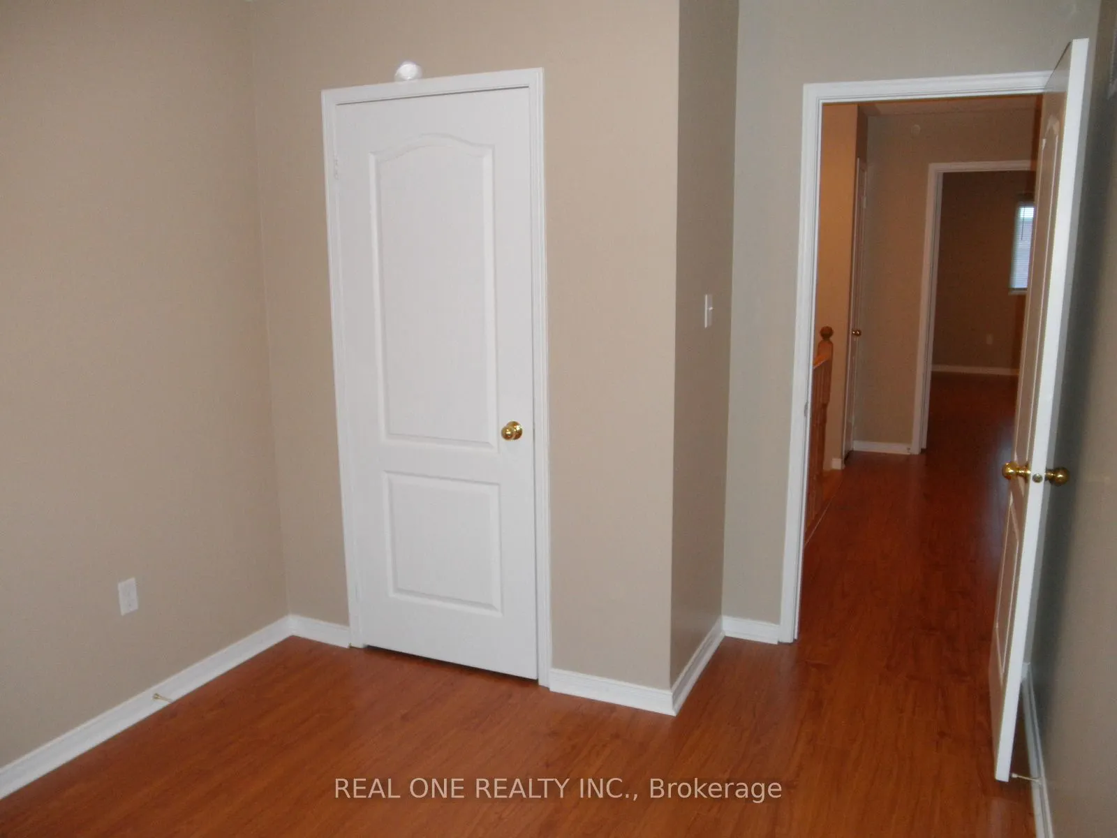 203 Banbrooke Crescent