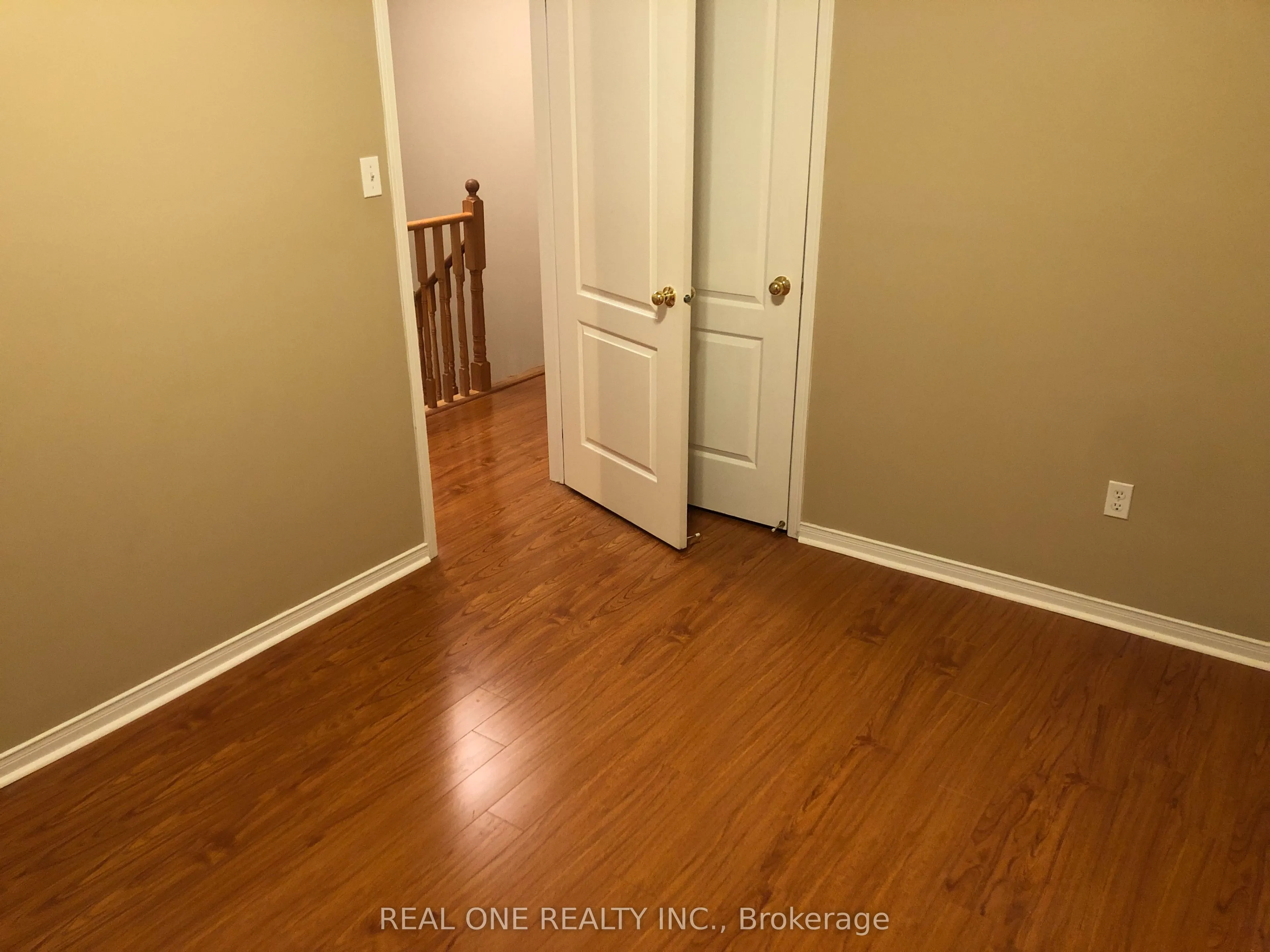 203 Banbrooke Crescent