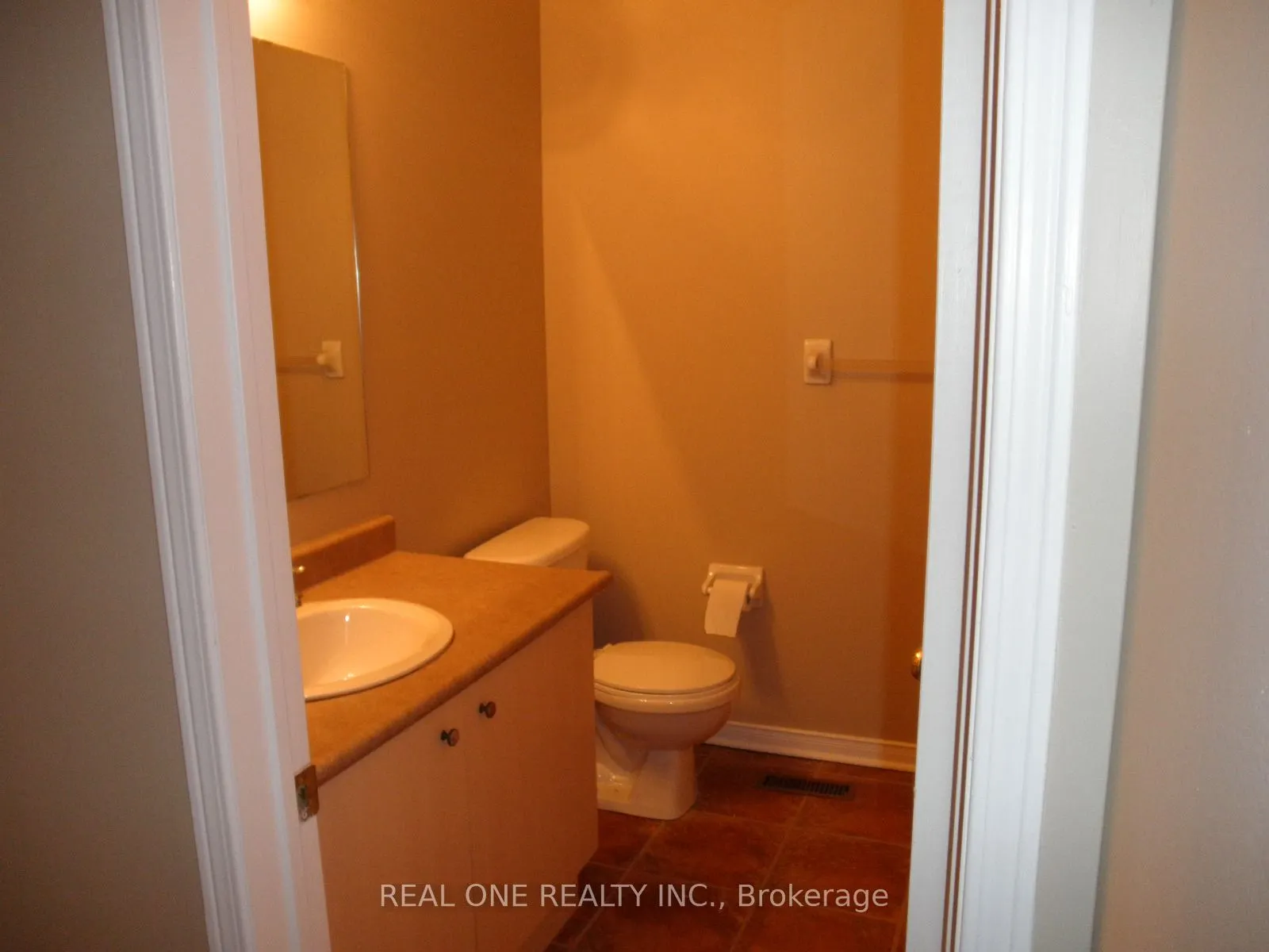 203 Banbrooke Crescent