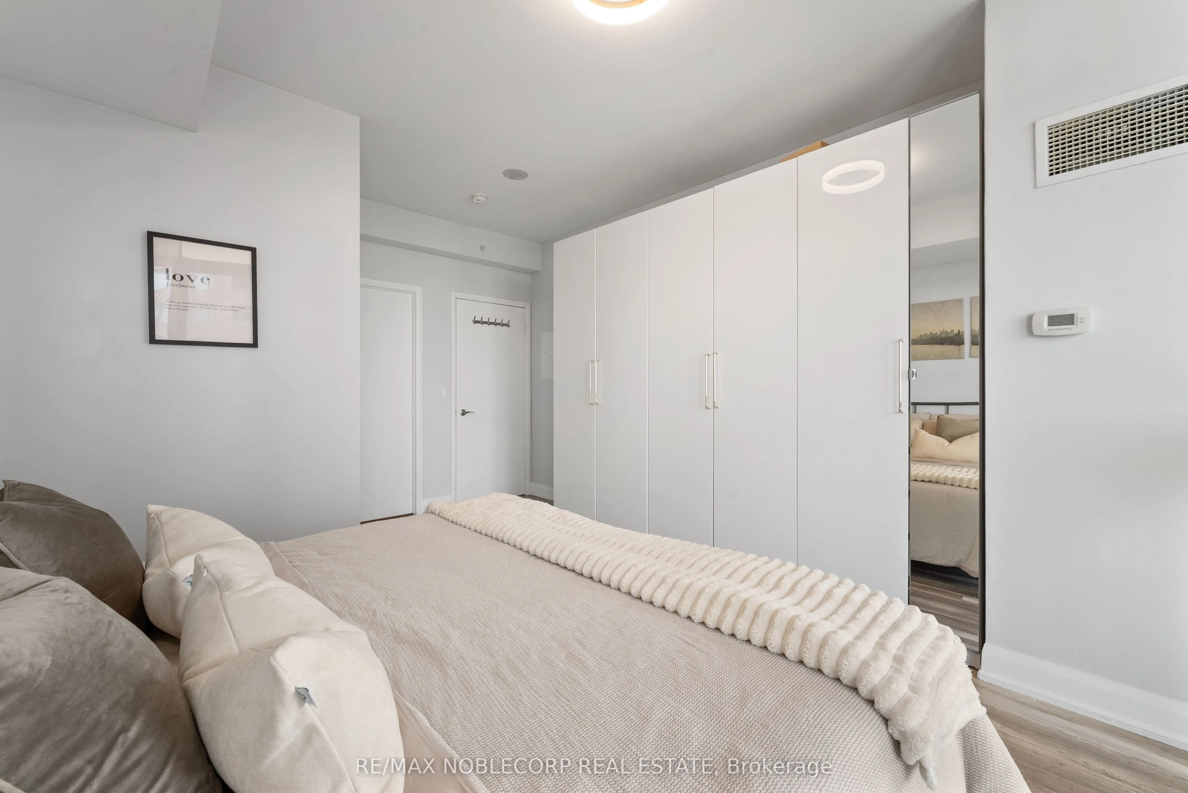 2910 Highway 7 Road, #1007