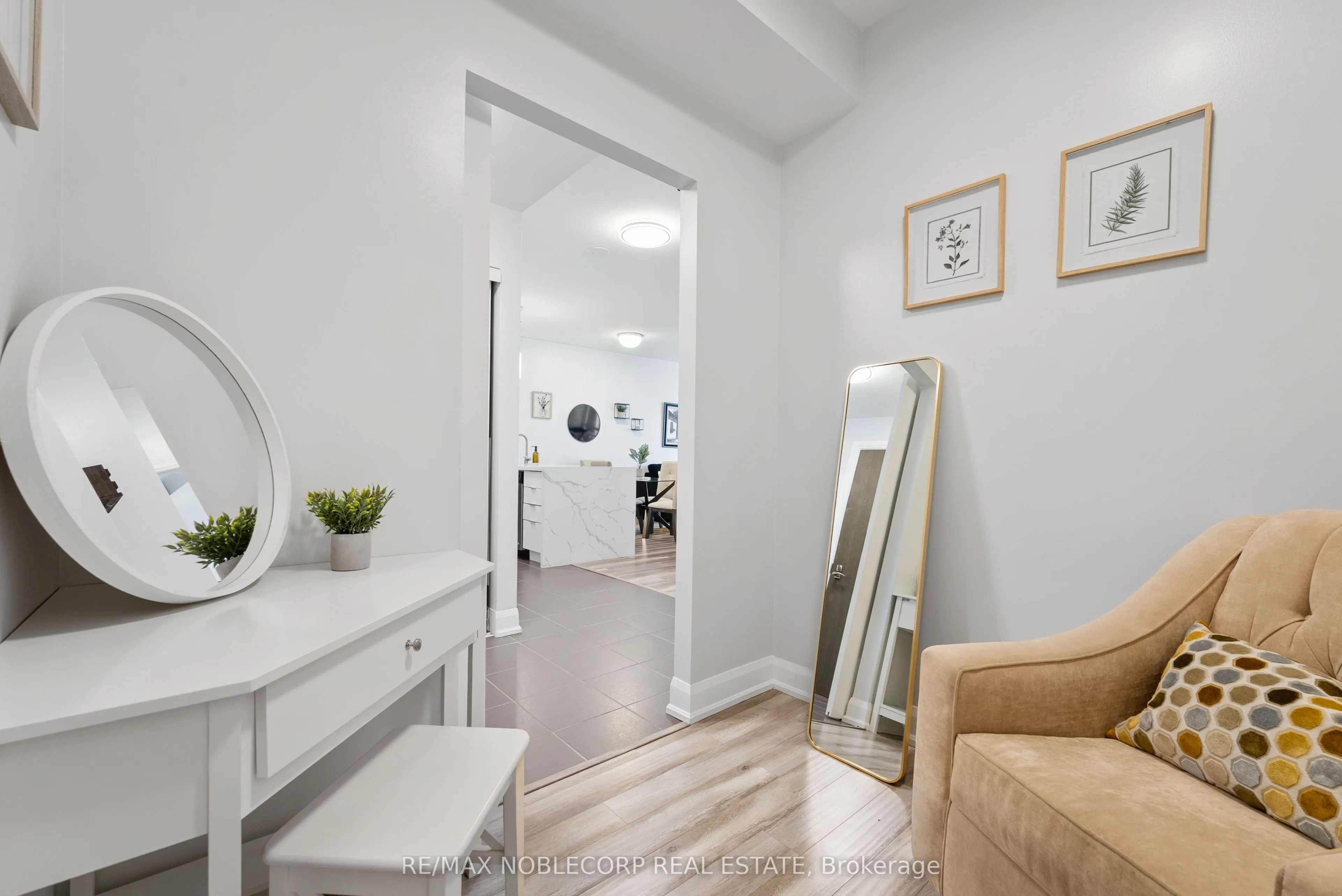 2910 Highway 7 Road, #1007