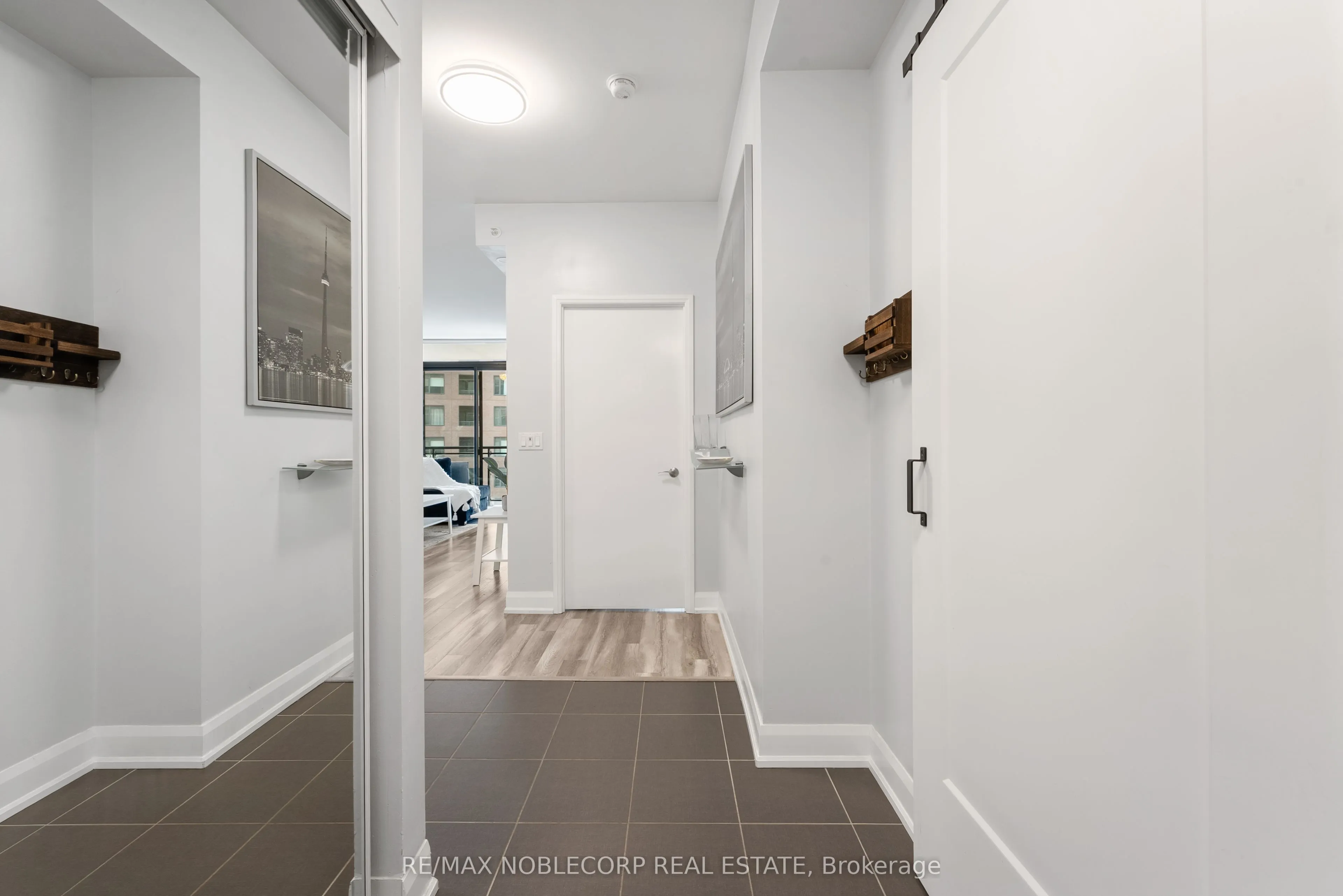 2910 Highway 7 Road, #1007