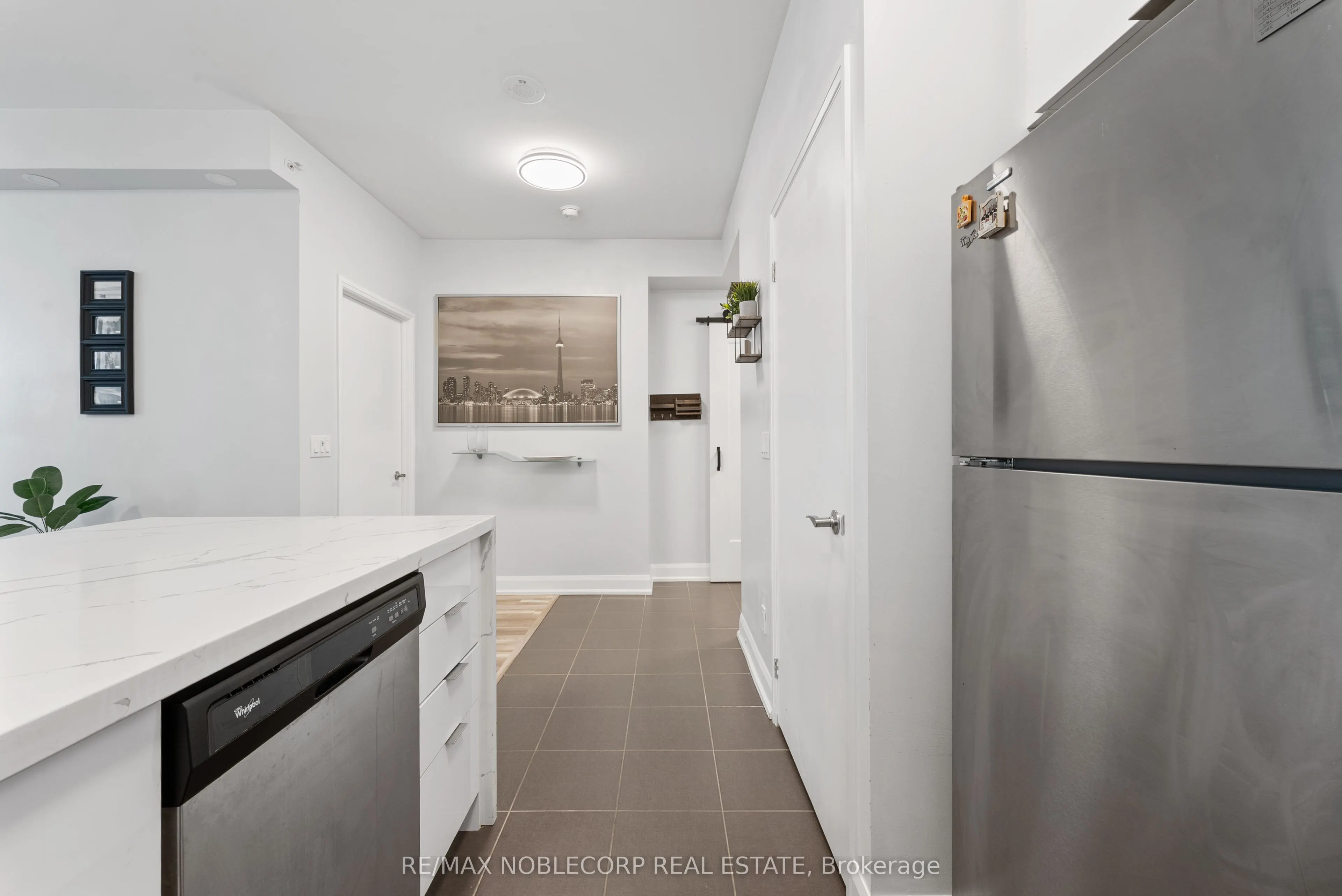 2910 Highway 7 Road, #1007