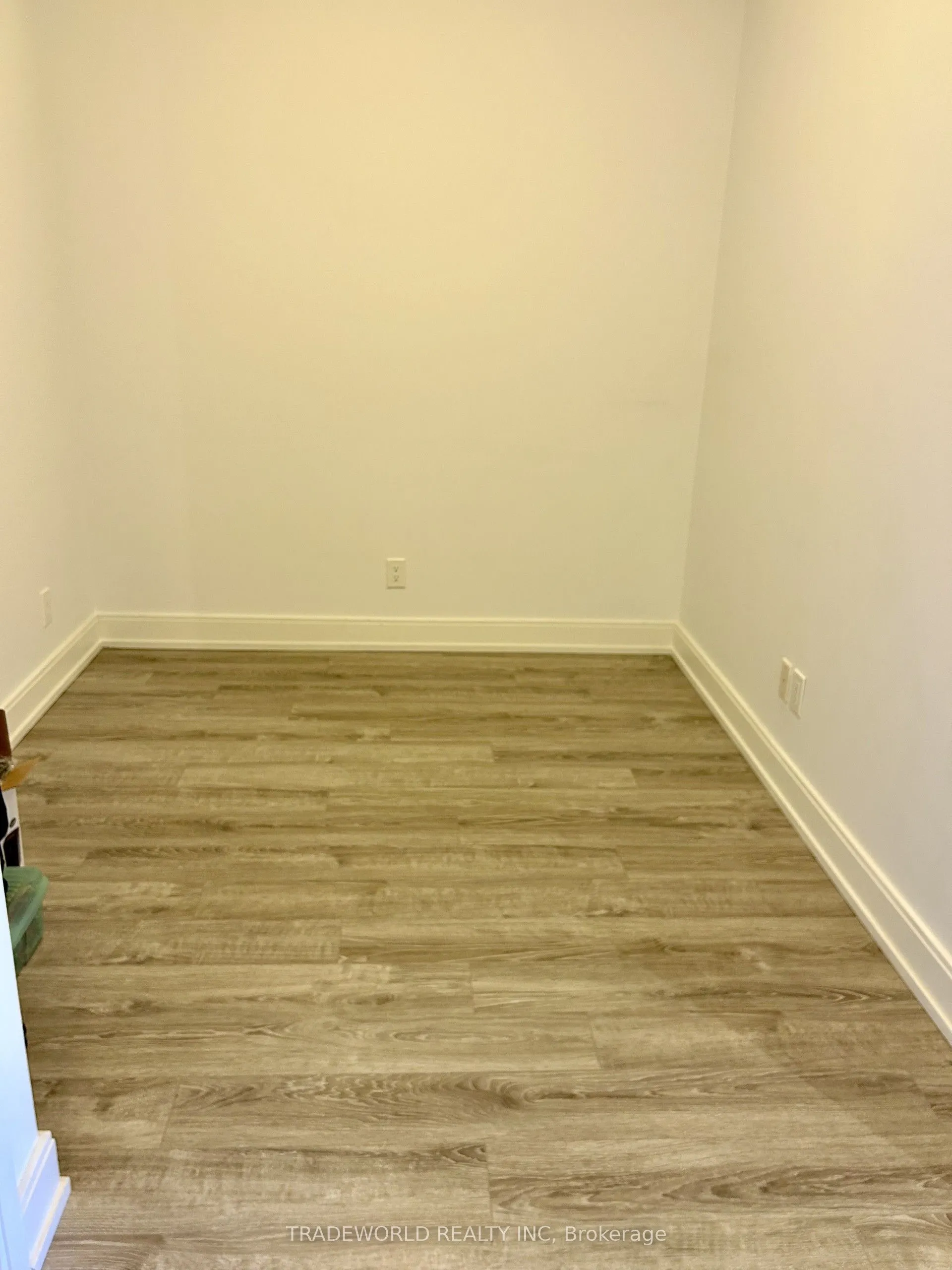 9608 Yonge Street, #1001A