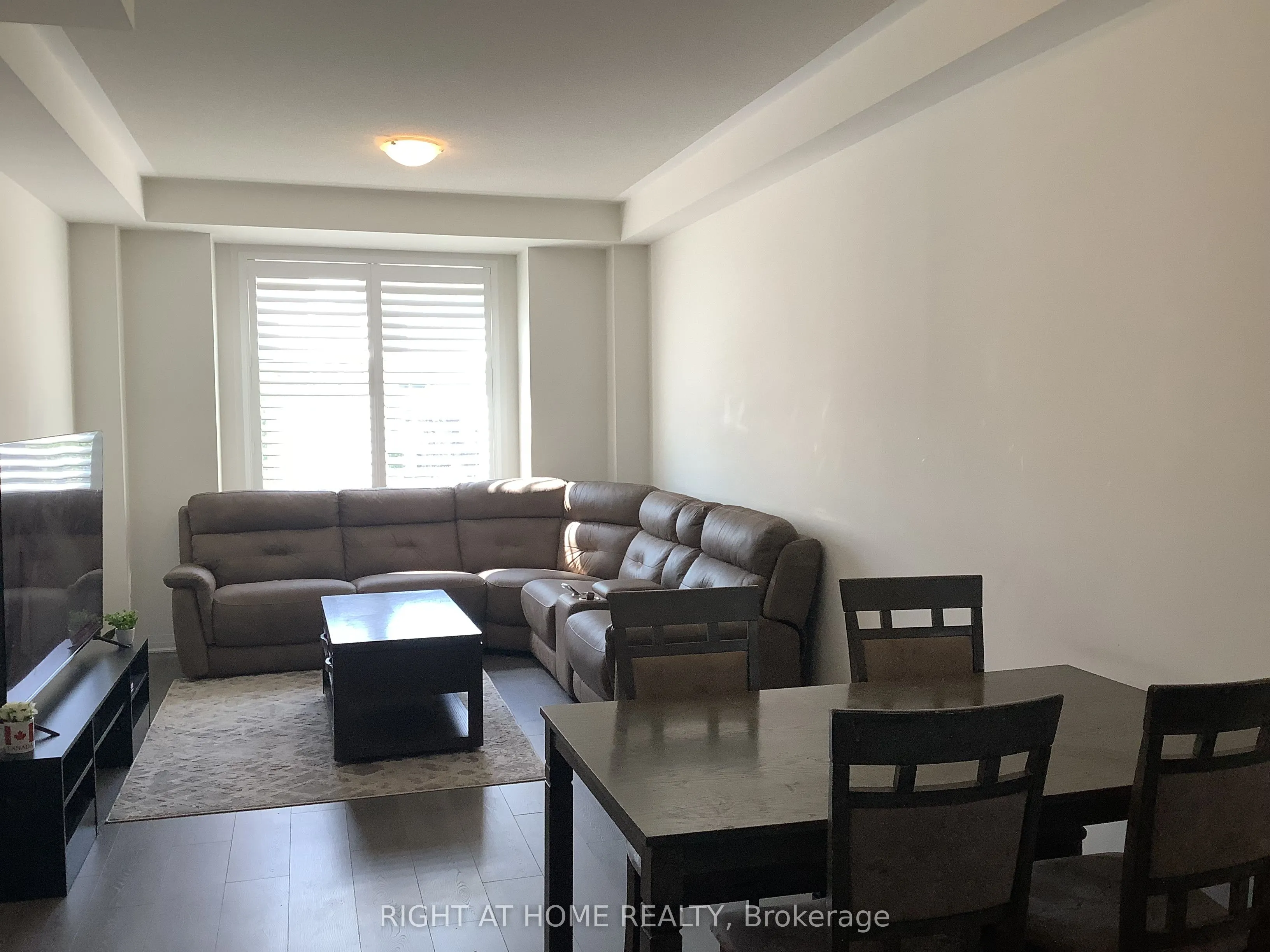 14 Hughes Lane W, #45