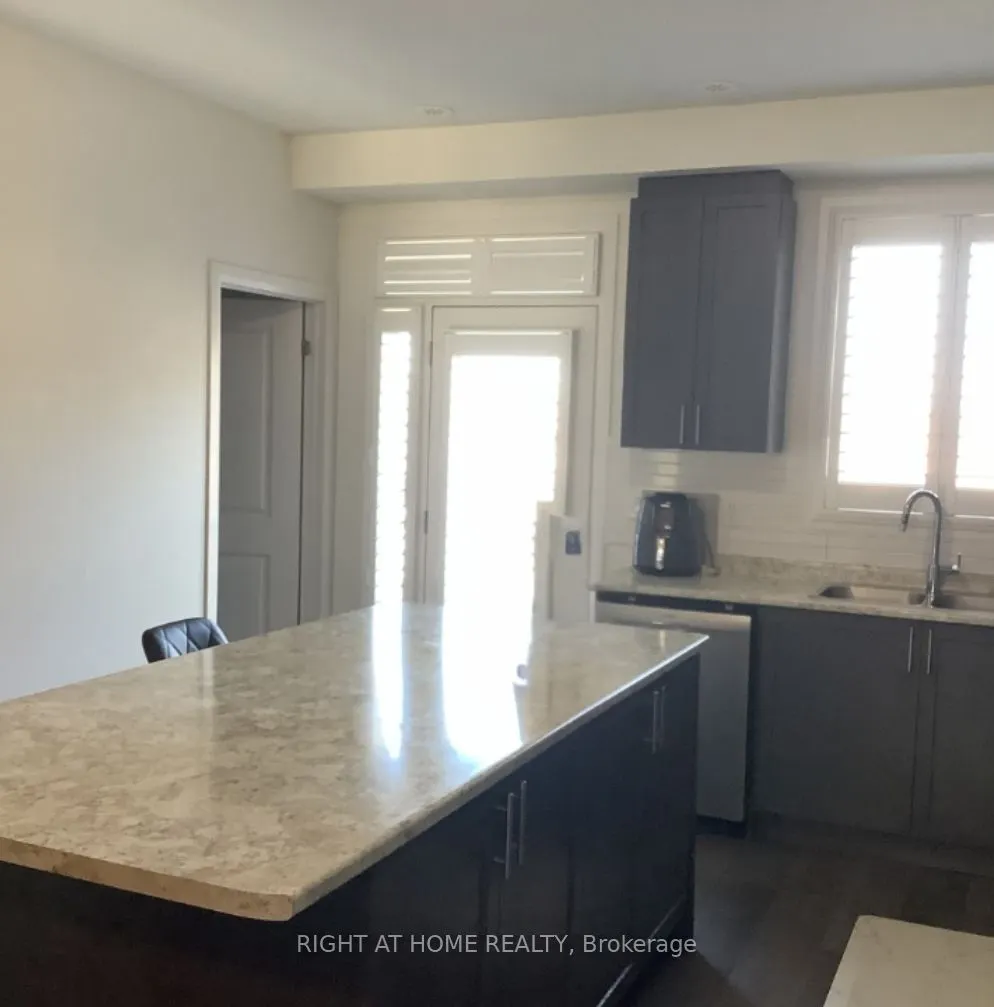 14 Hughes Lane W, #45