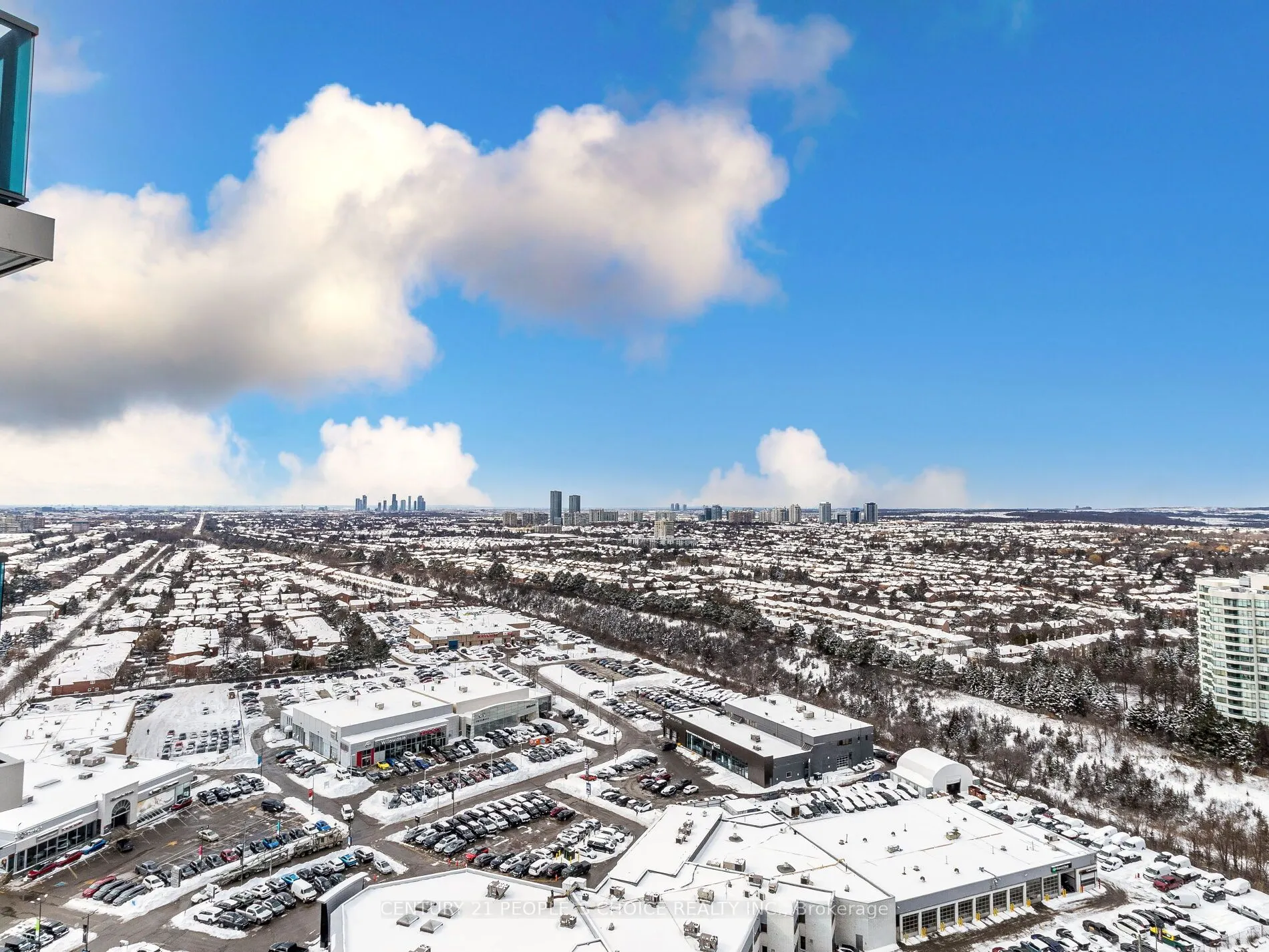 7161 Yonge Street, #2232