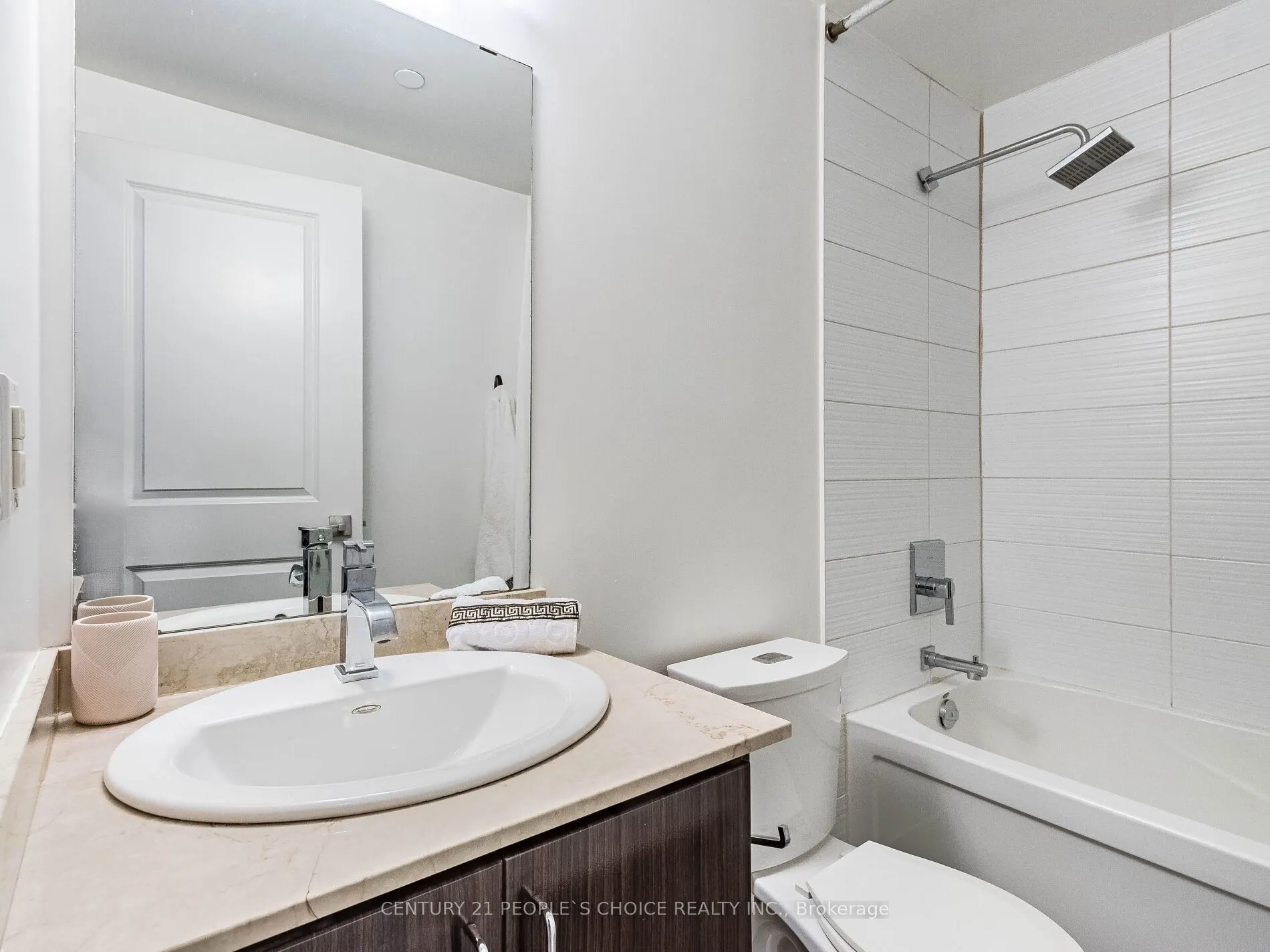 7161 Yonge Street, #2232