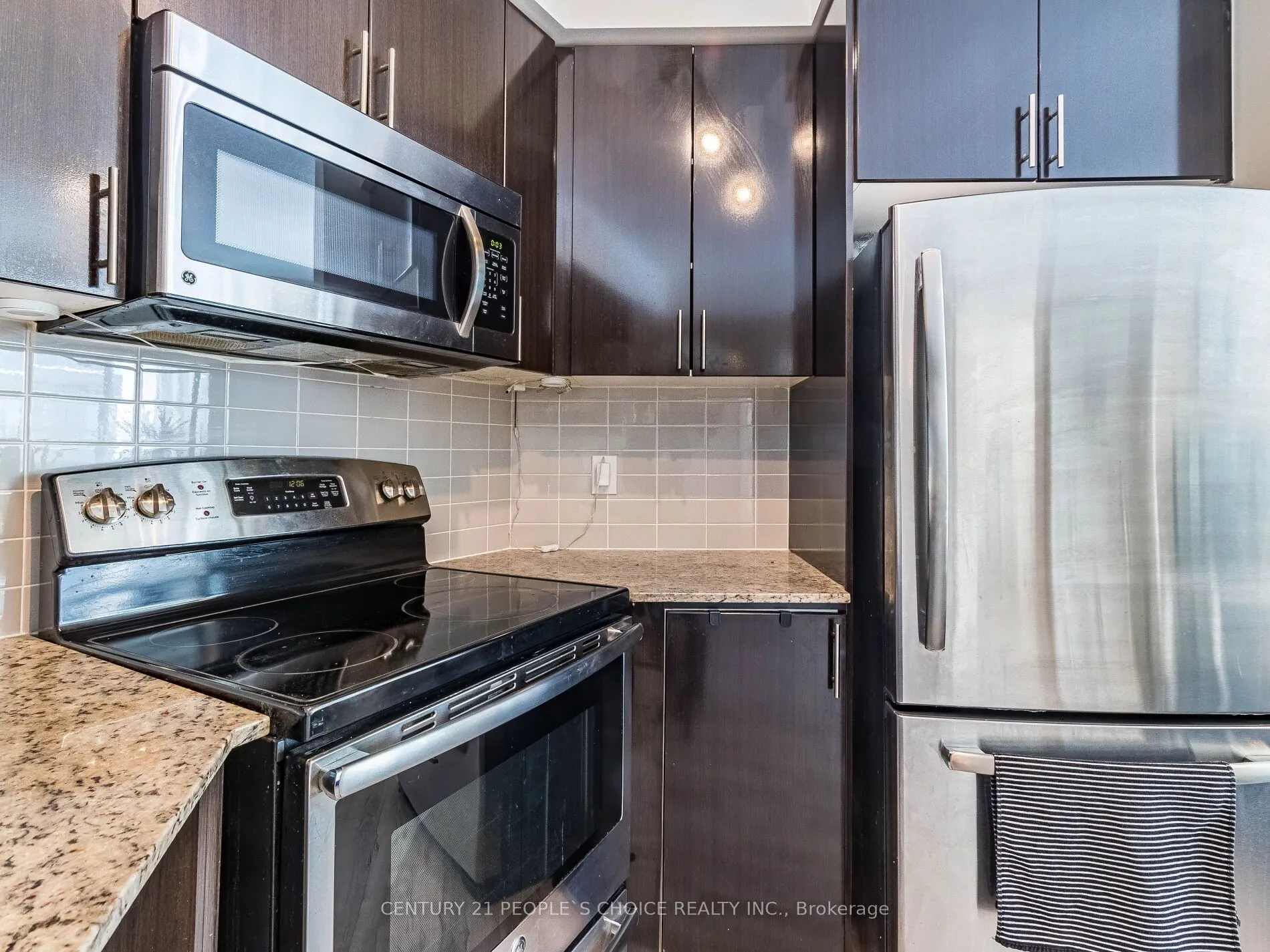 7161 Yonge Street, #2232