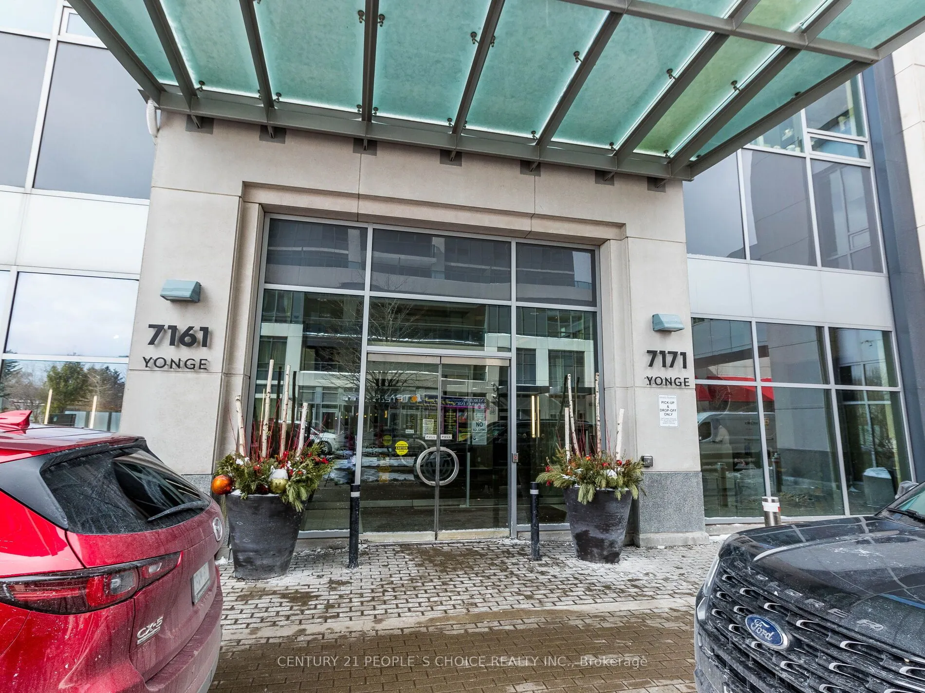 7161 Yonge Street, #2232