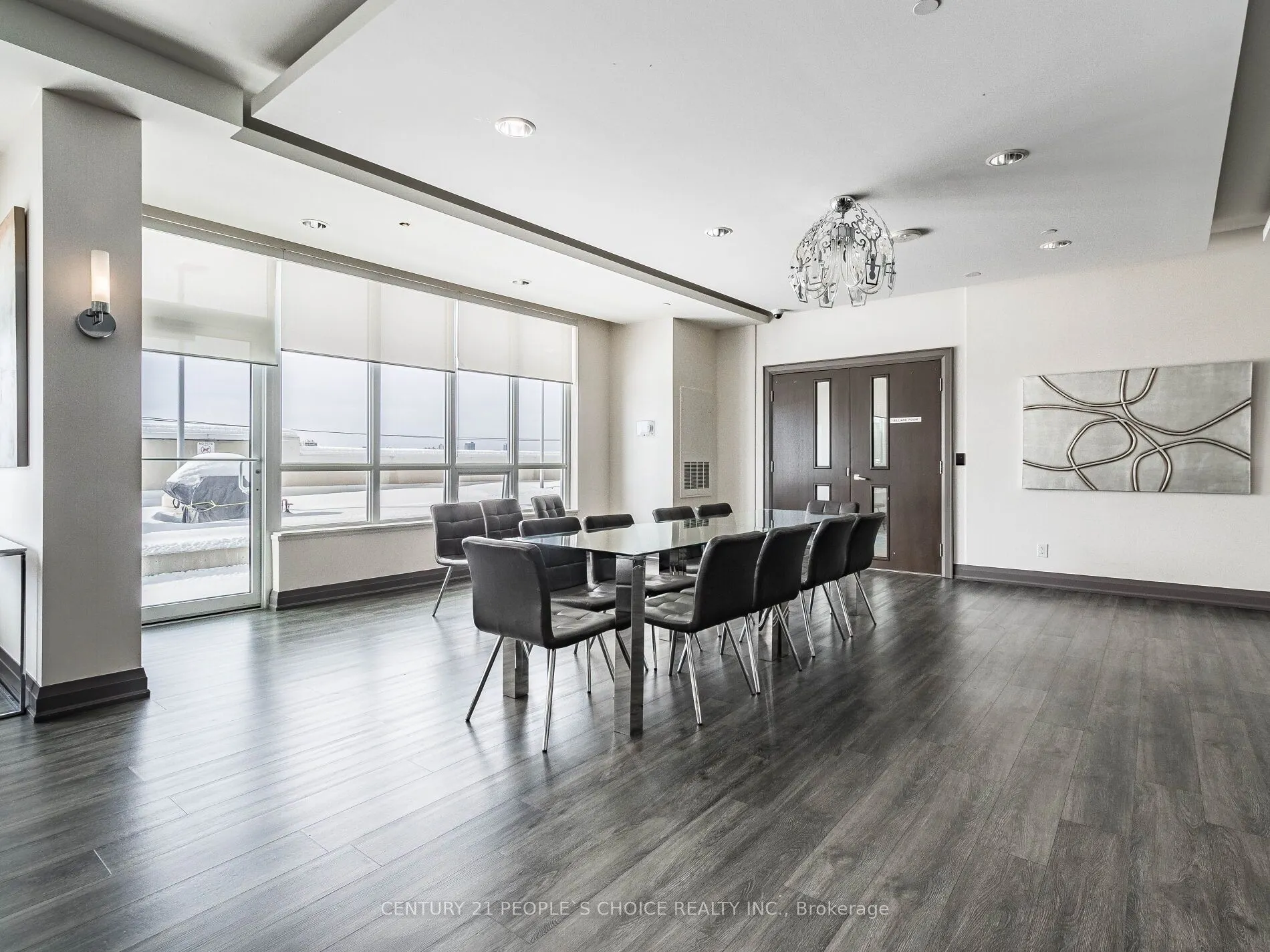 7161 Yonge Street, #2232