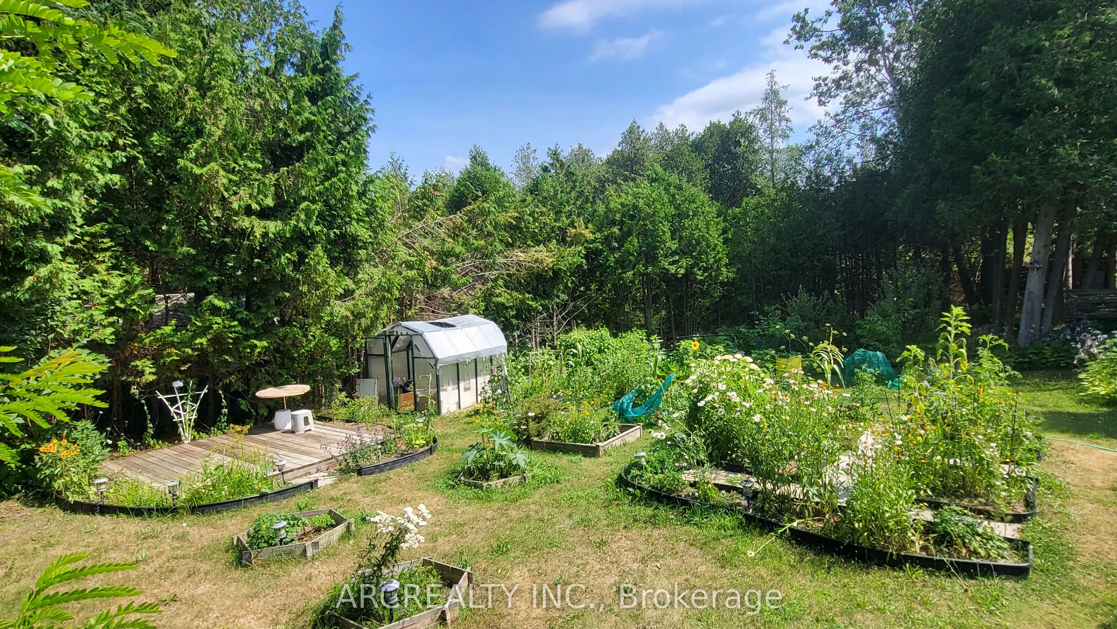 25 Chickadee Court