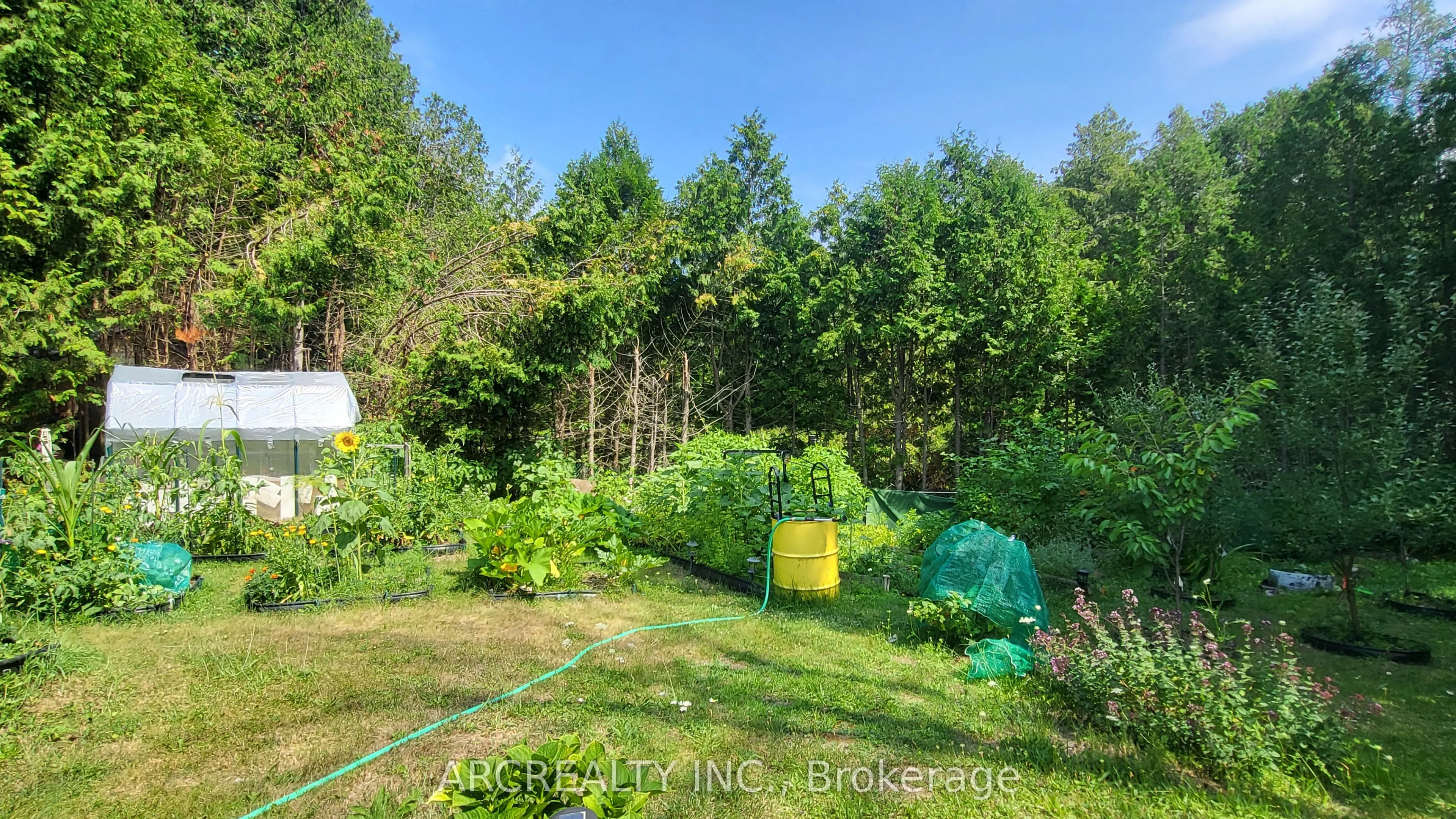 25 Chickadee Court