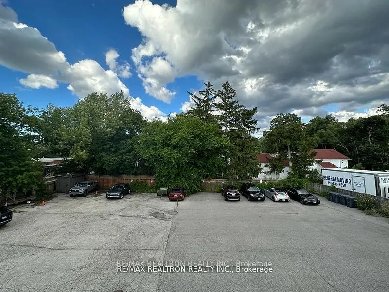 7711 Yonge Street, #201A