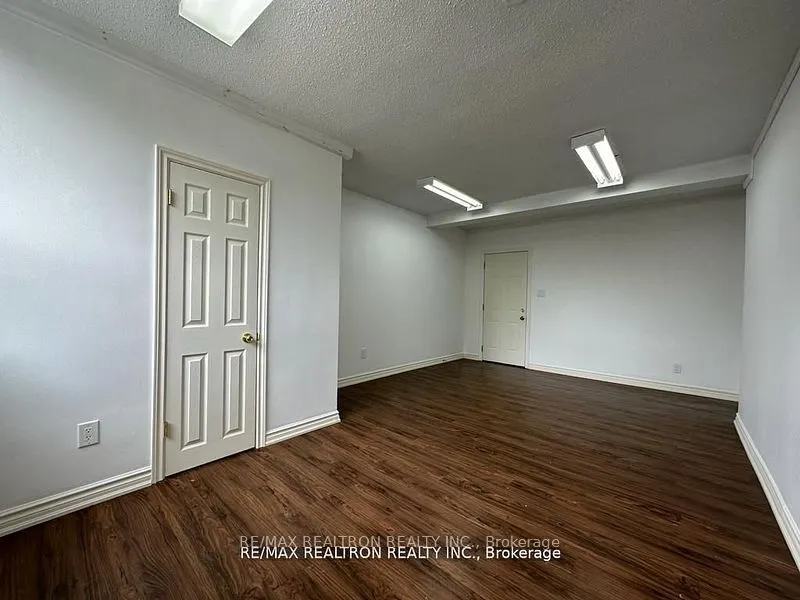 7711 Yonge Street, #201A