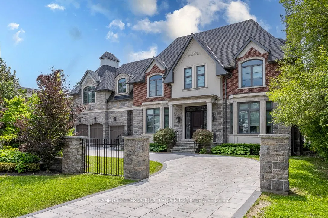 11 Helen Avenue
