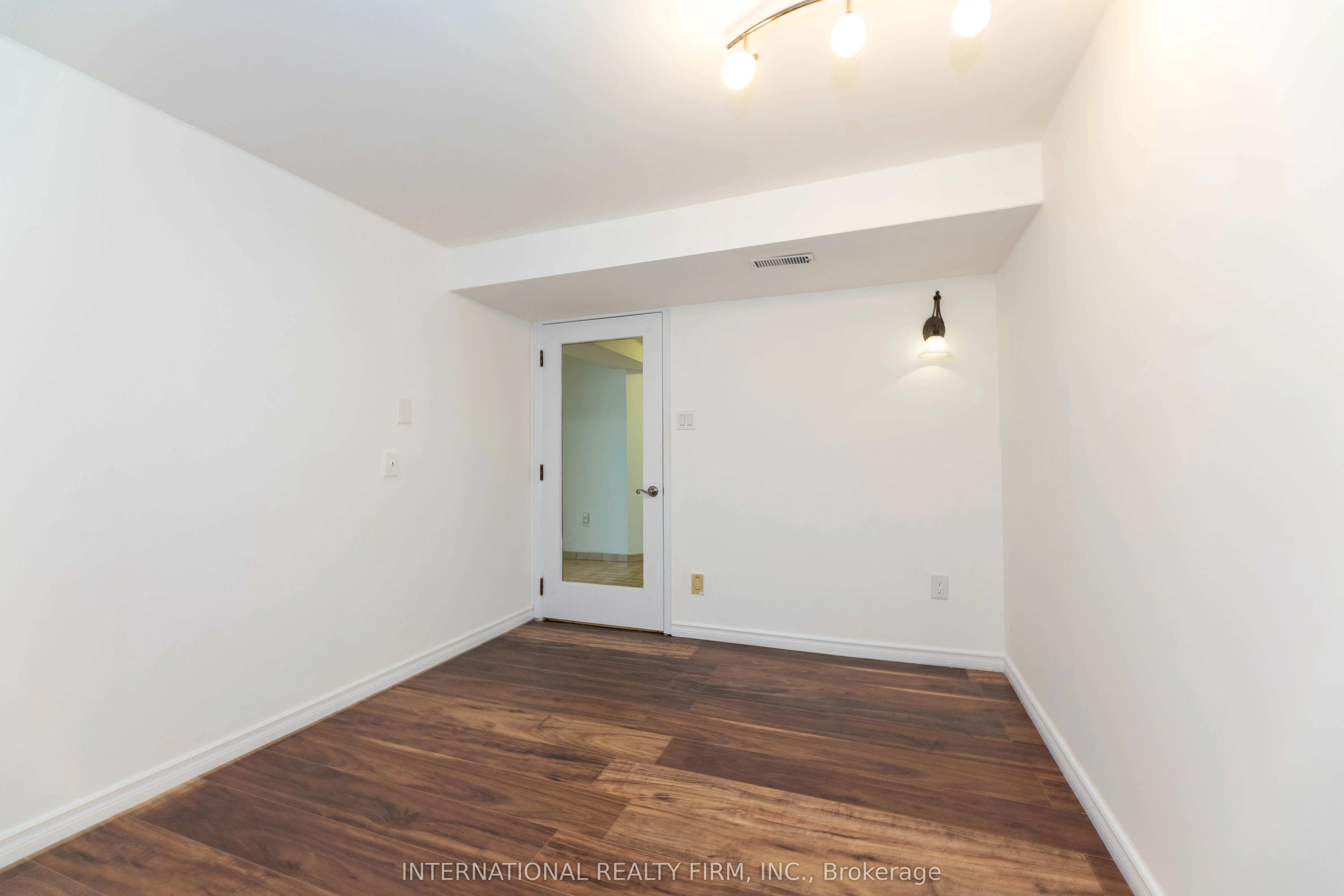 17 Southview Drive