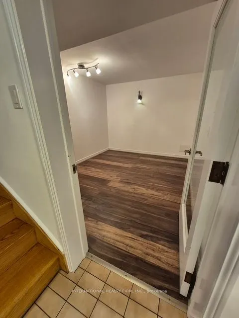 17 Southview Drive
