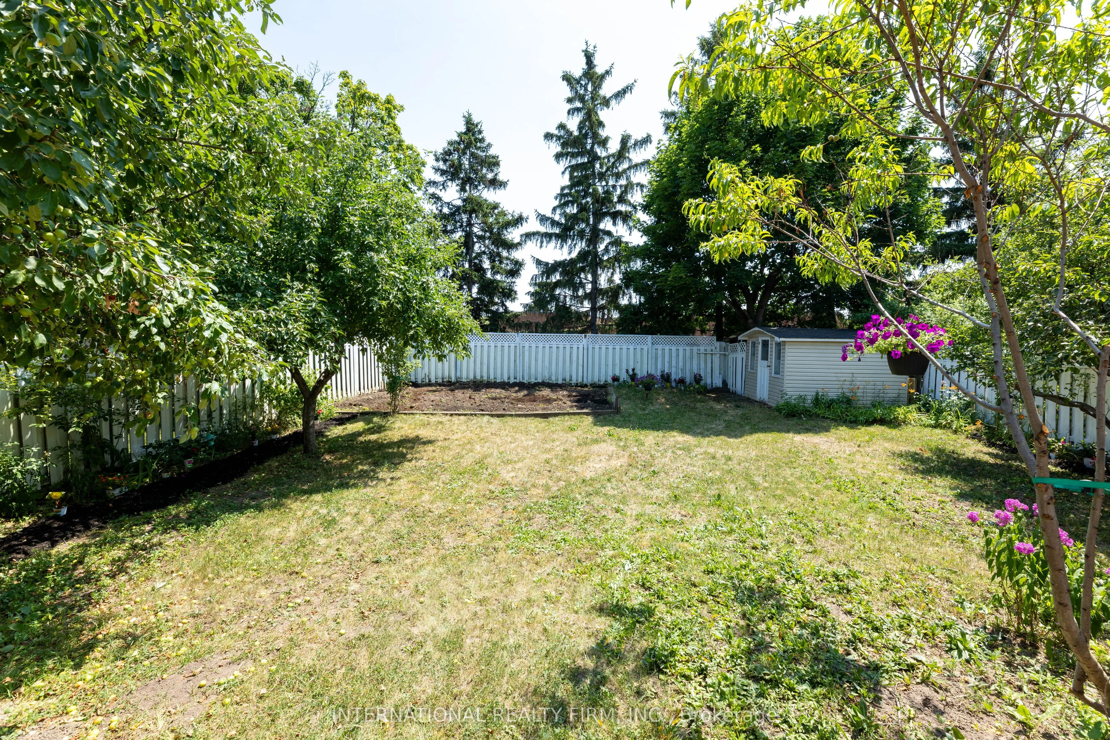 17 Southview Drive