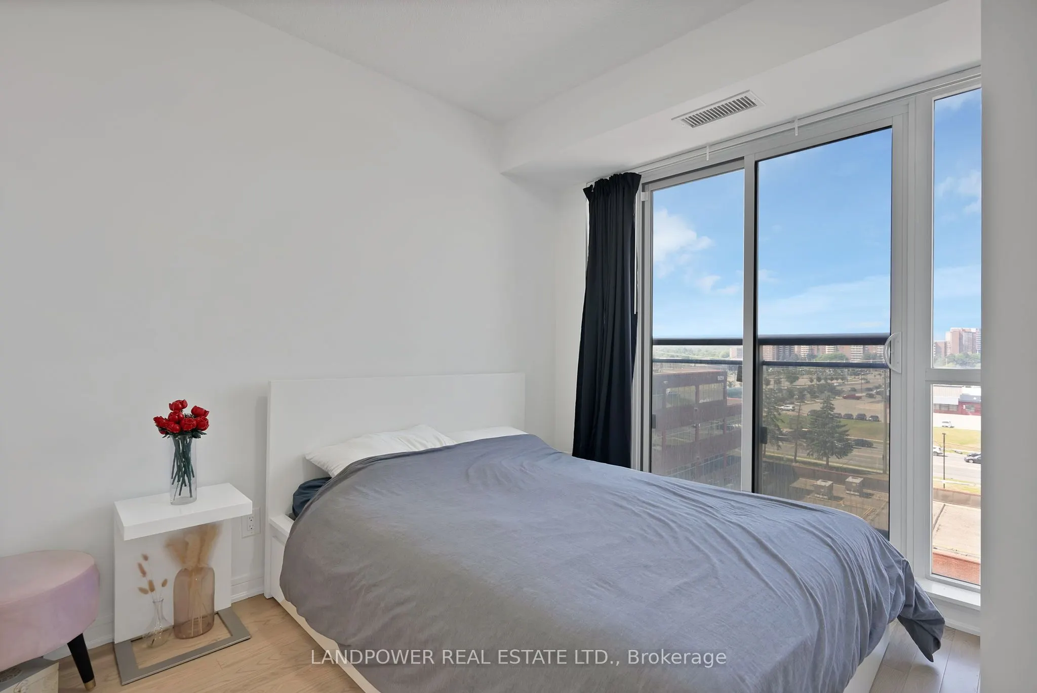 9205 Yonge Street, #618NE