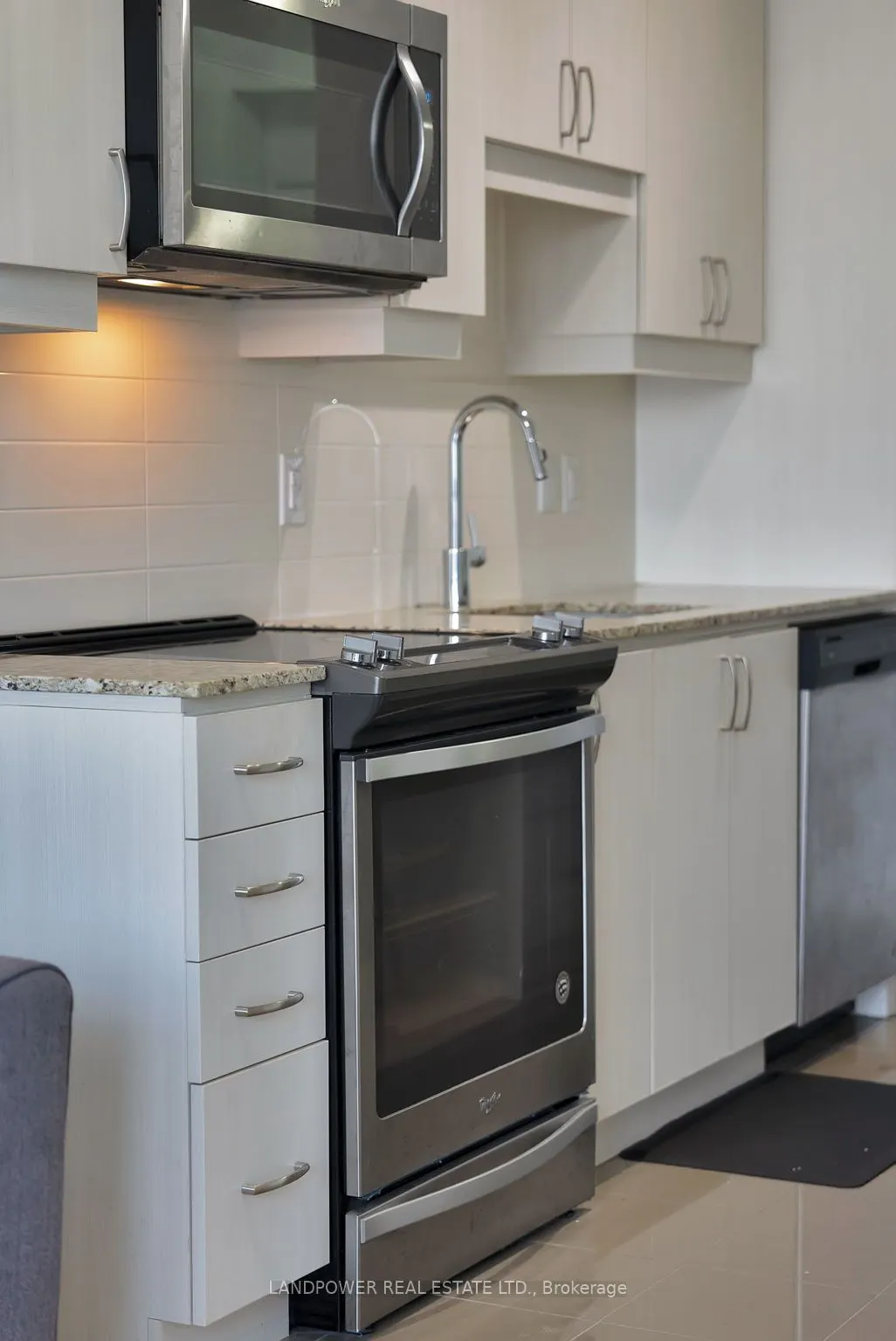 9205 Yonge Street, #618NE
