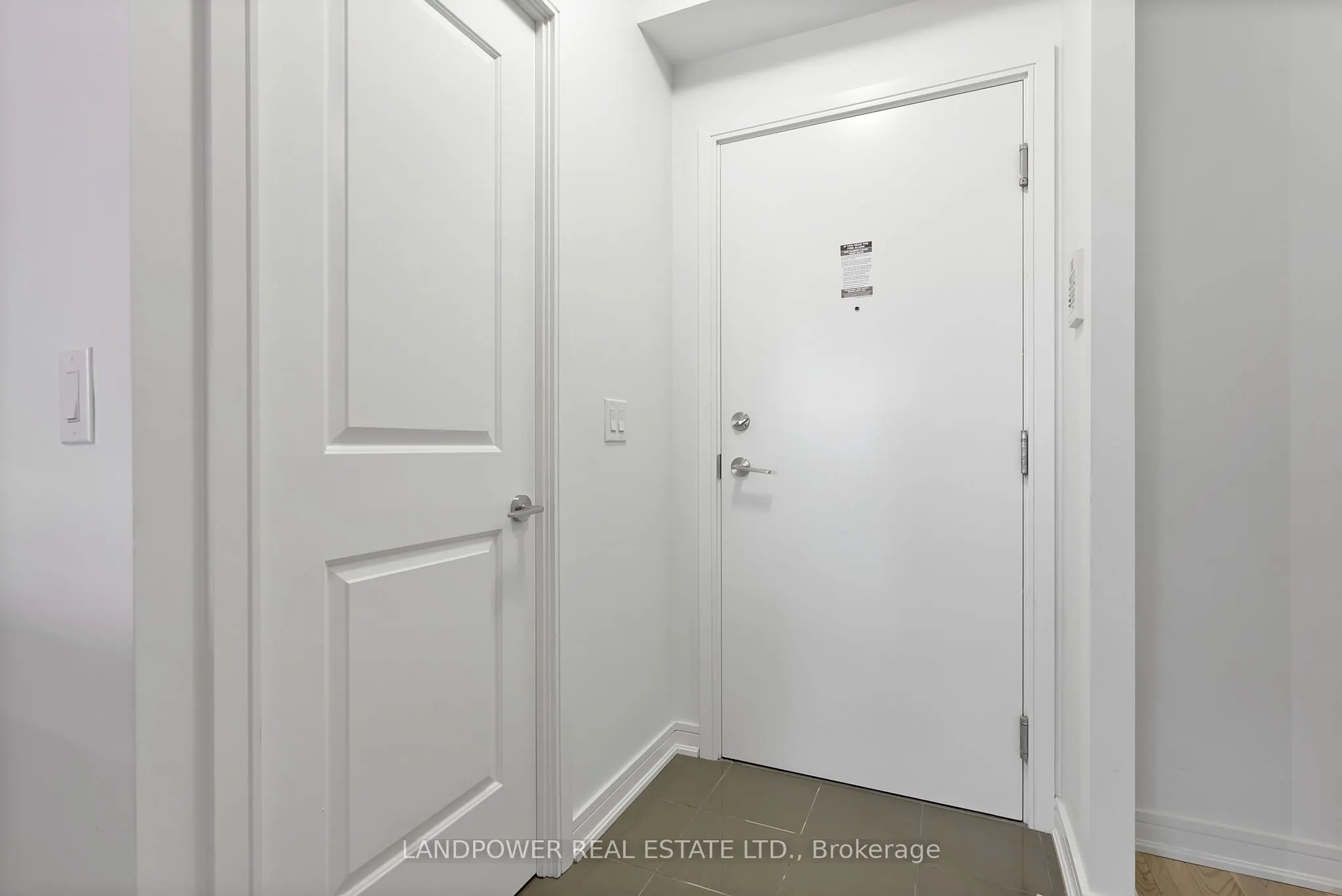 9205 Yonge Street, #618NE