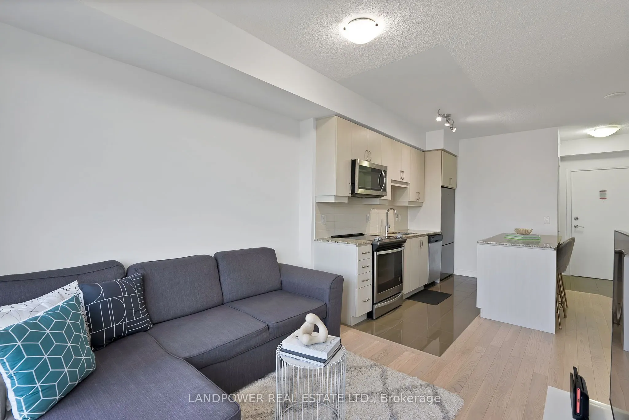 9205 Yonge Street, #618NE
