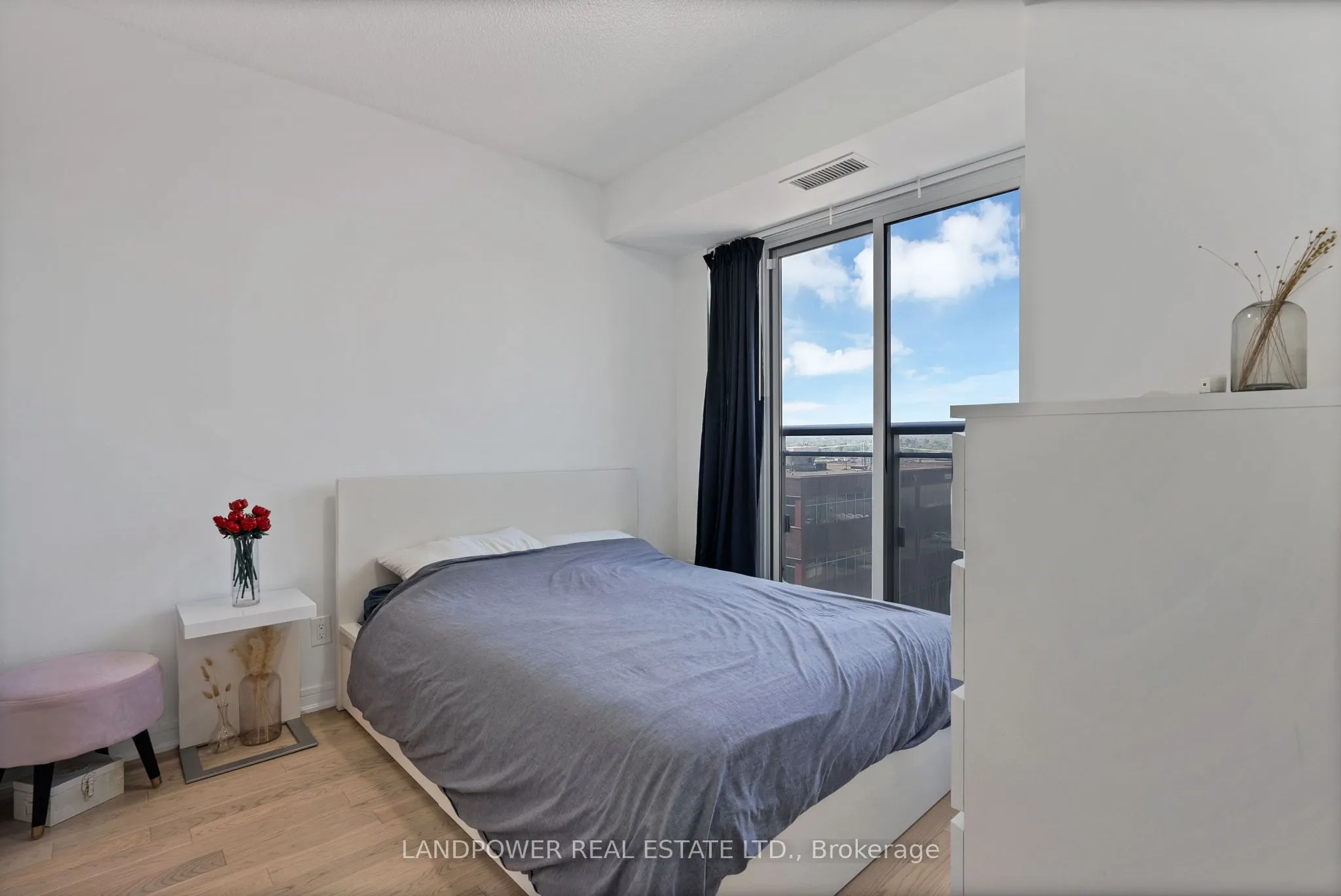 9205 Yonge Street, #618NE