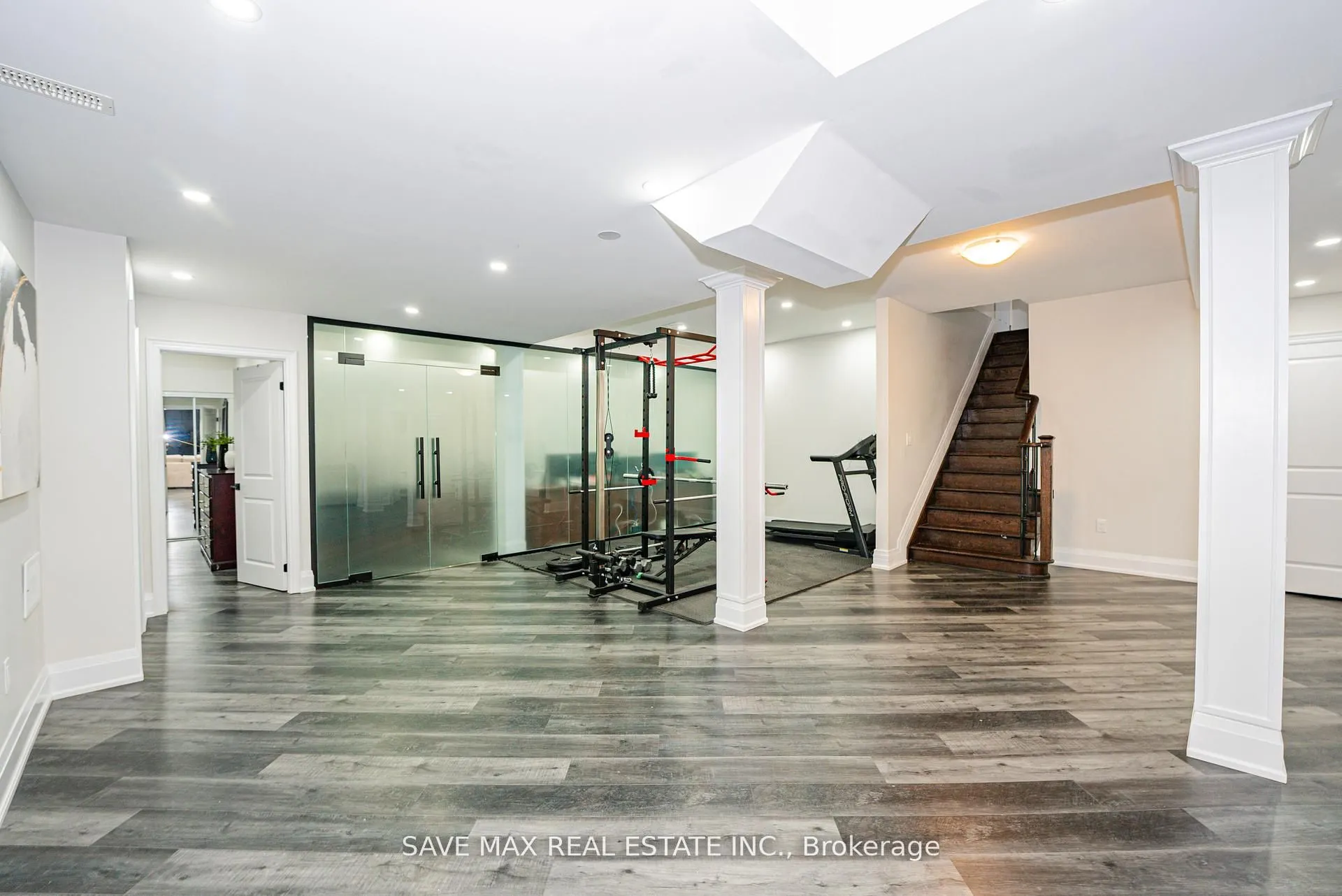 95 Sarracini Crescent