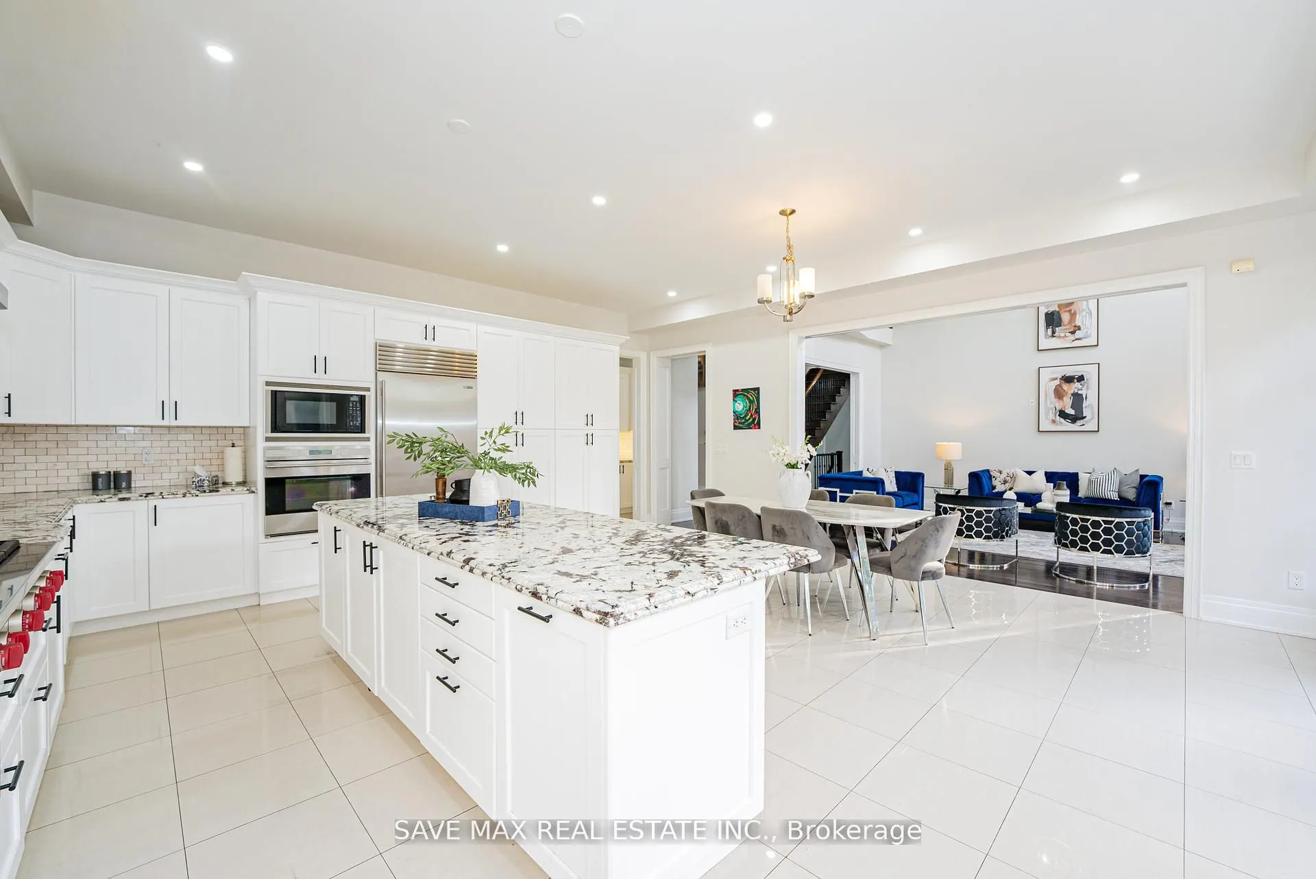 95 Sarracini Crescent