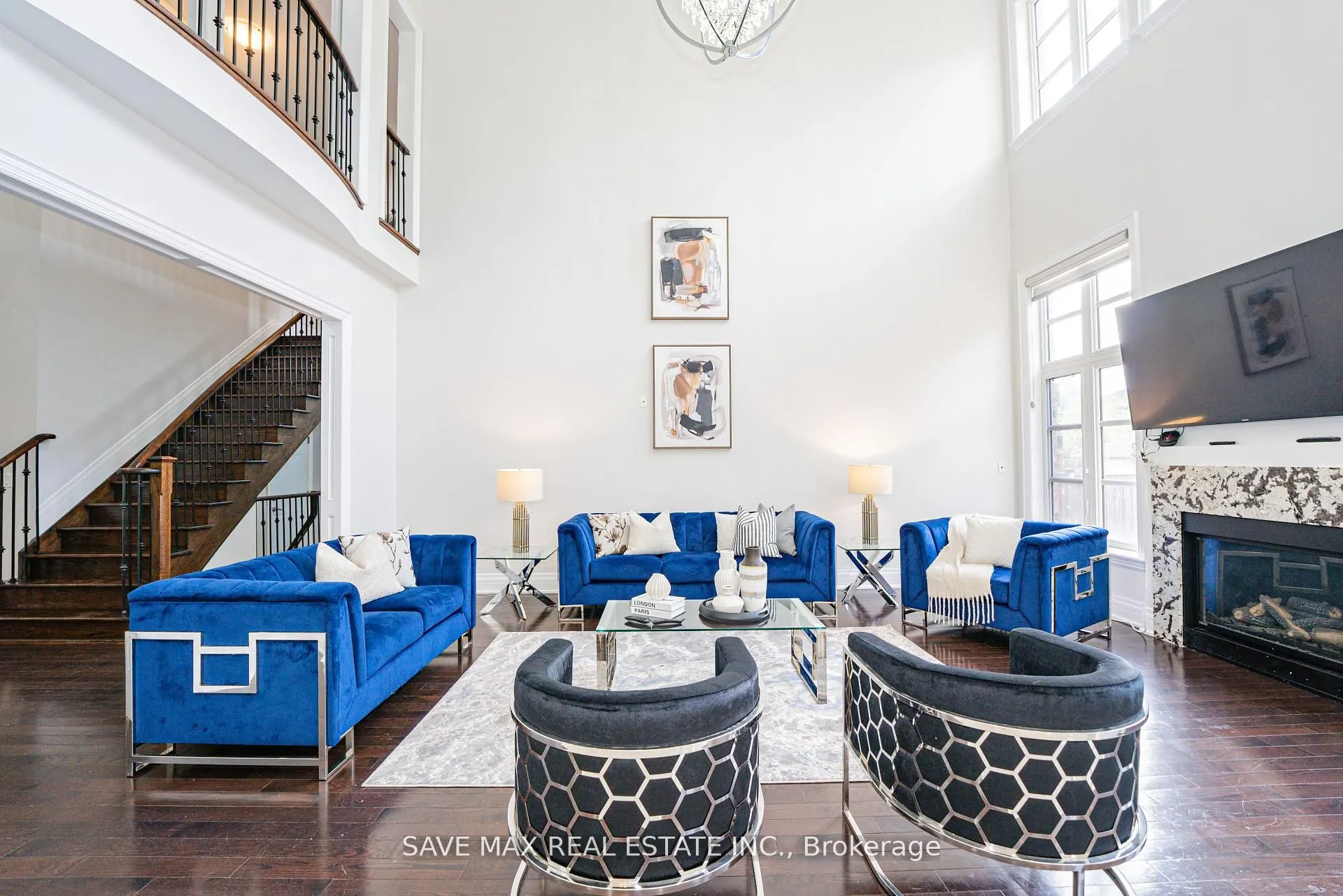 95 Sarracini Crescent
