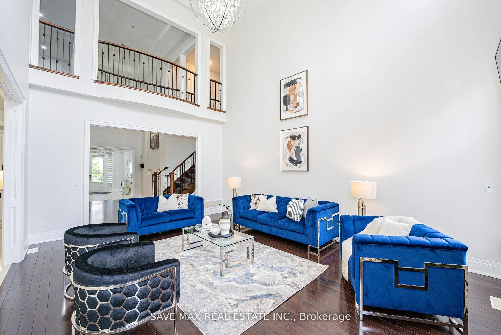 95 Sarracini Crescent