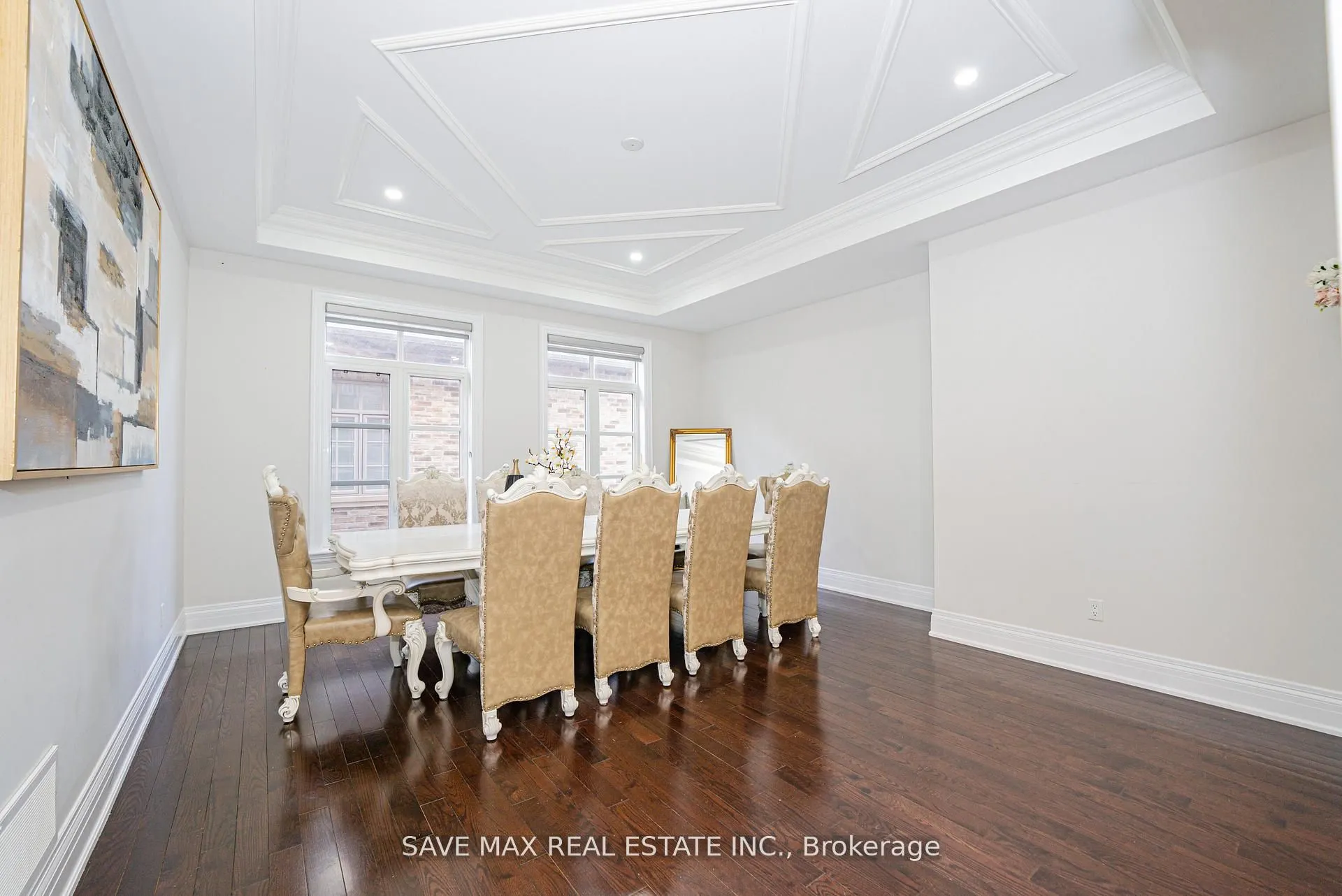 95 Sarracini Crescent