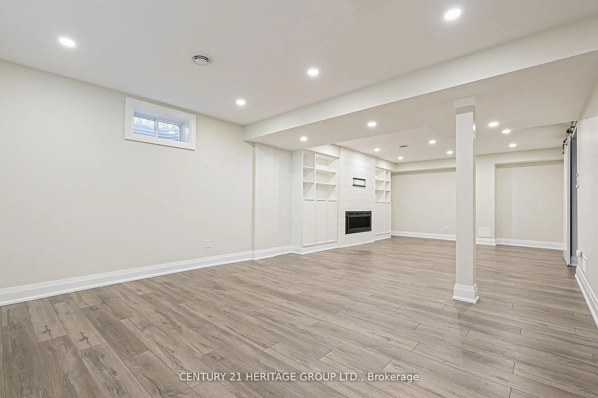 2 Roy Harper Avenue