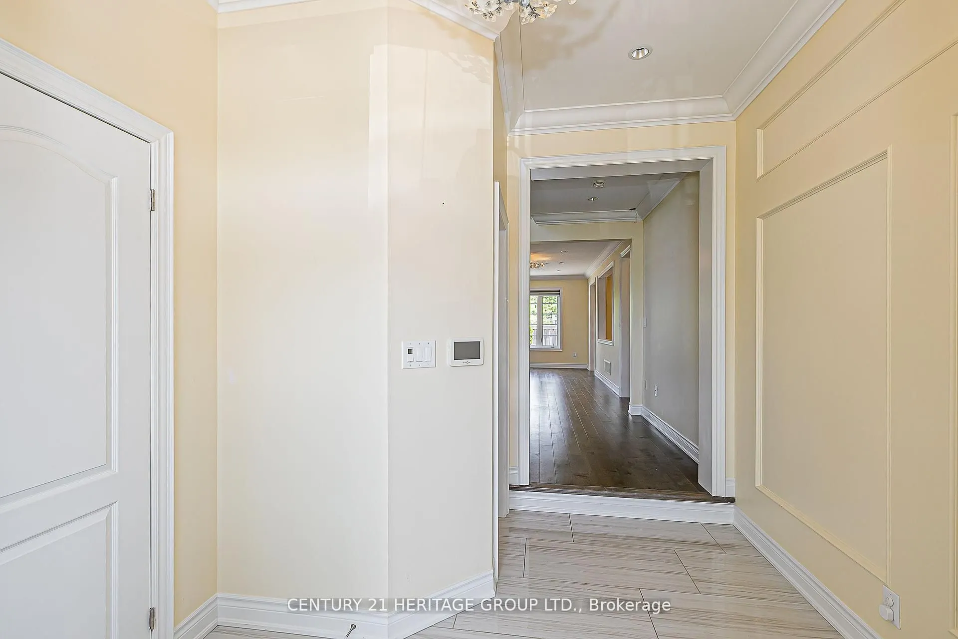 2 Roy Harper Avenue