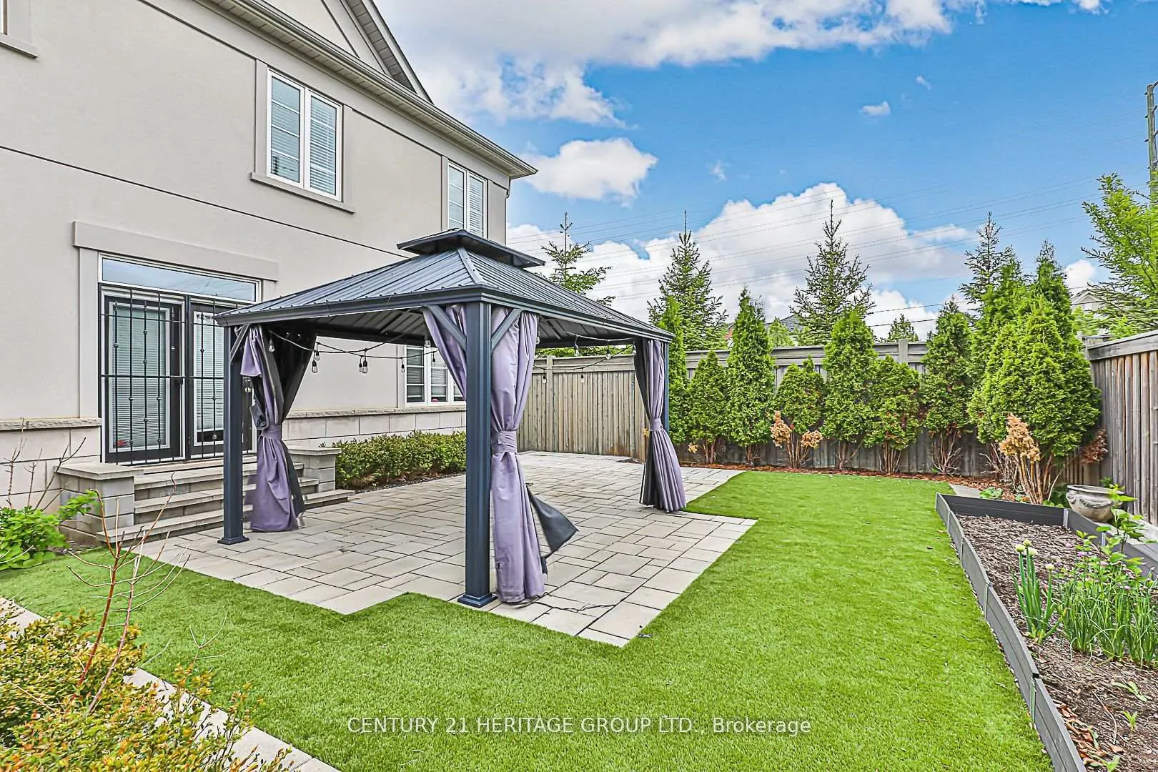 2 Roy Harper Avenue