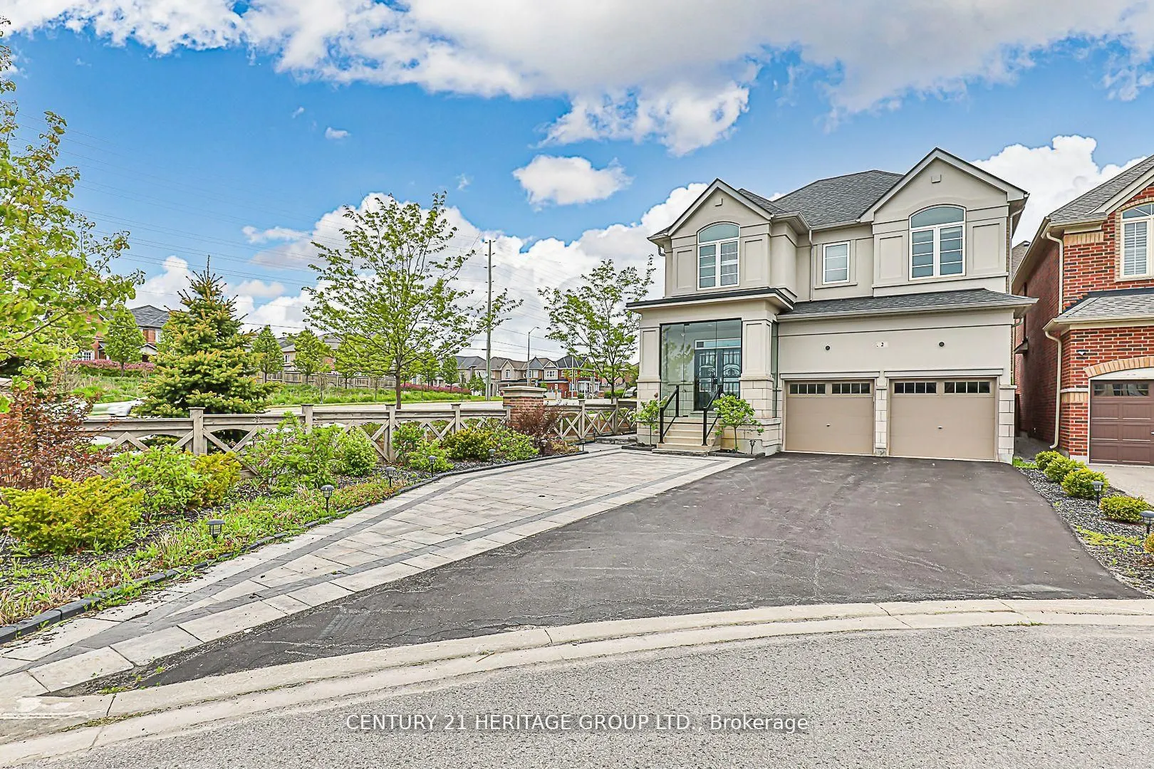 2 Roy Harper Avenue