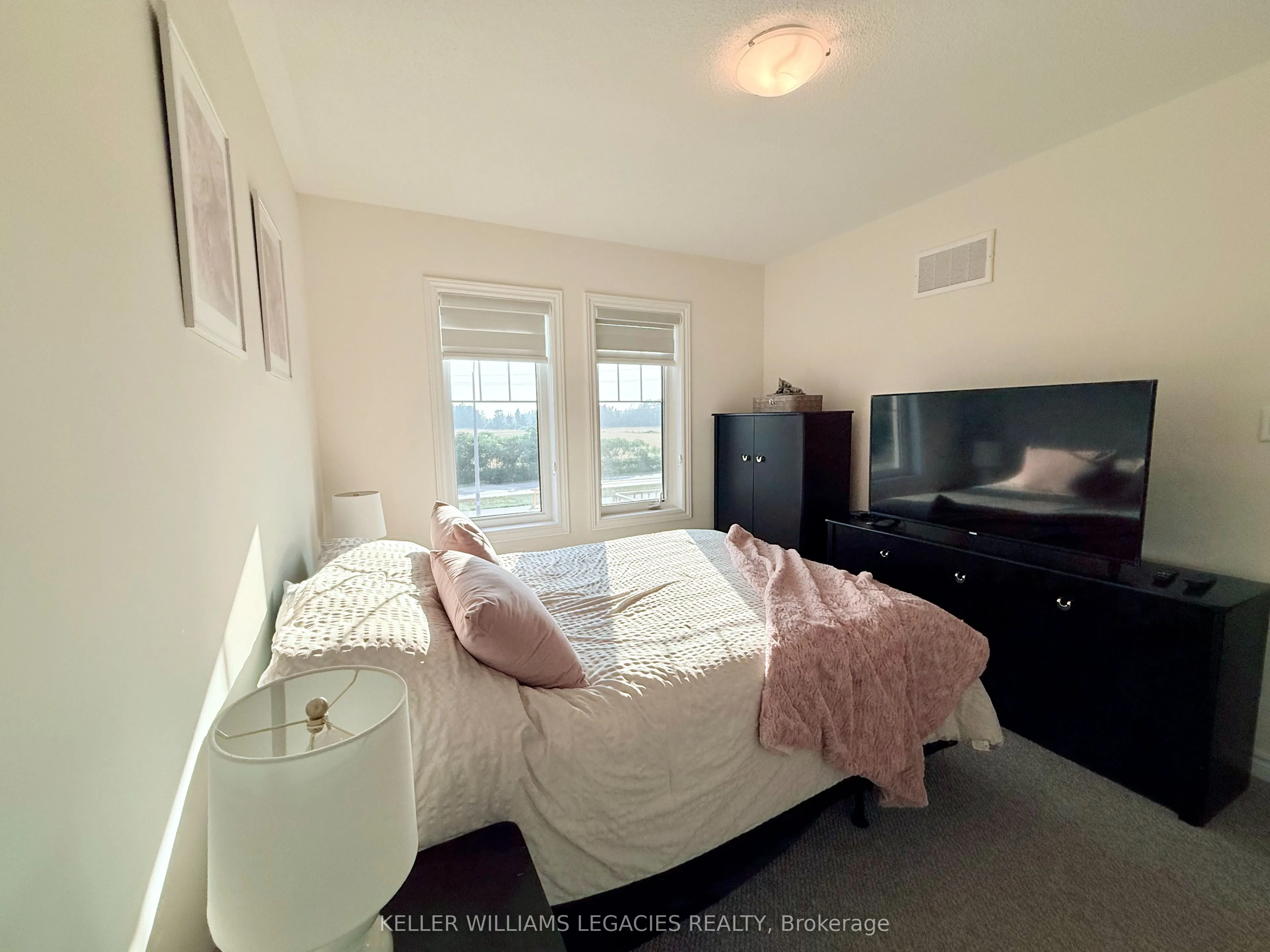 2229 Grainger Loop