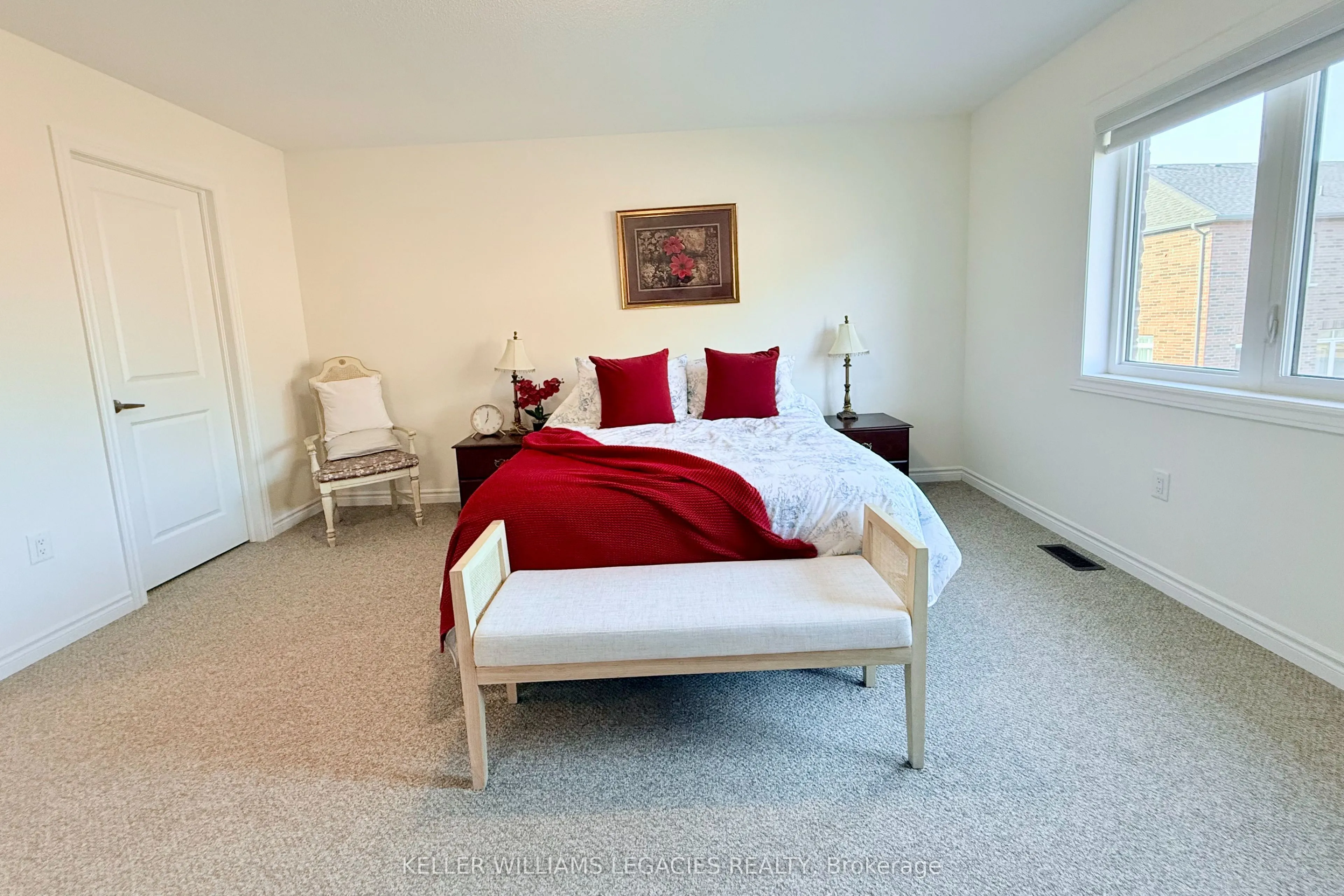 2229 Grainger Loop